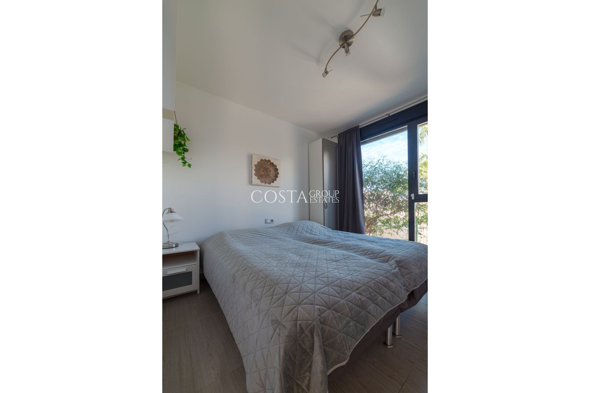 Revente - Villa -
Orihuela Costa - Punta Prima