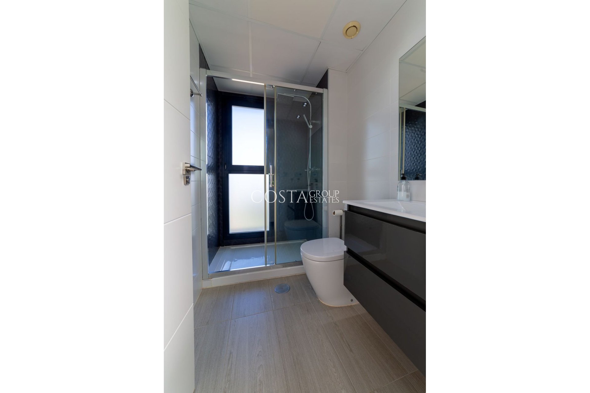 Revente - Villa -
Orihuela Costa - Punta Prima