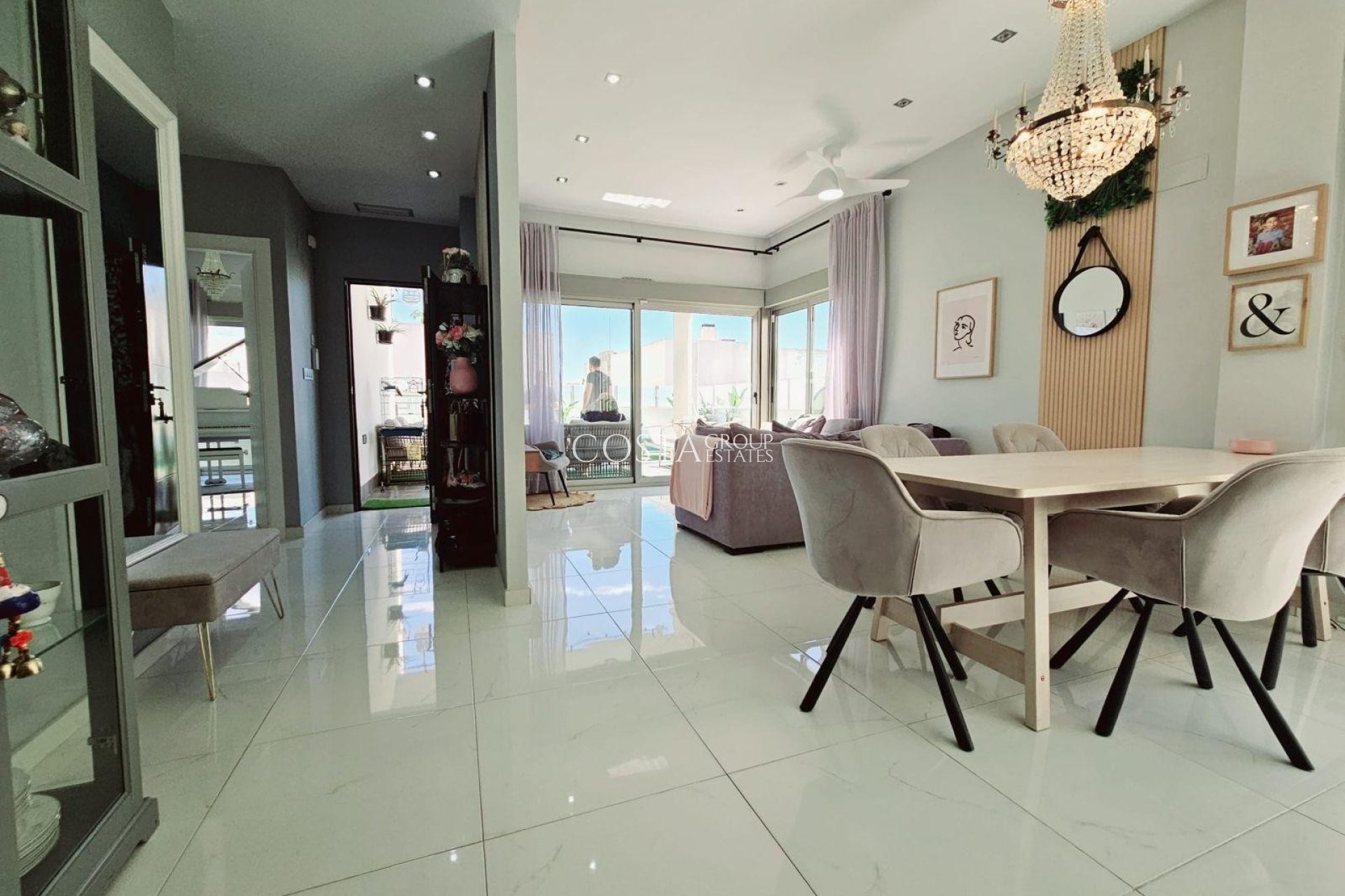 Revente - Villa -
Orihuela Costa - Villamartín