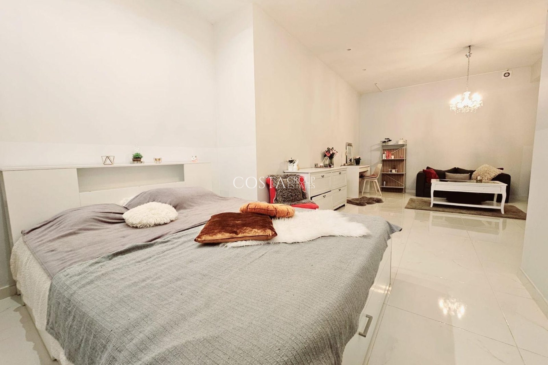Revente - Villa -
Orihuela Costa - Villamartín
