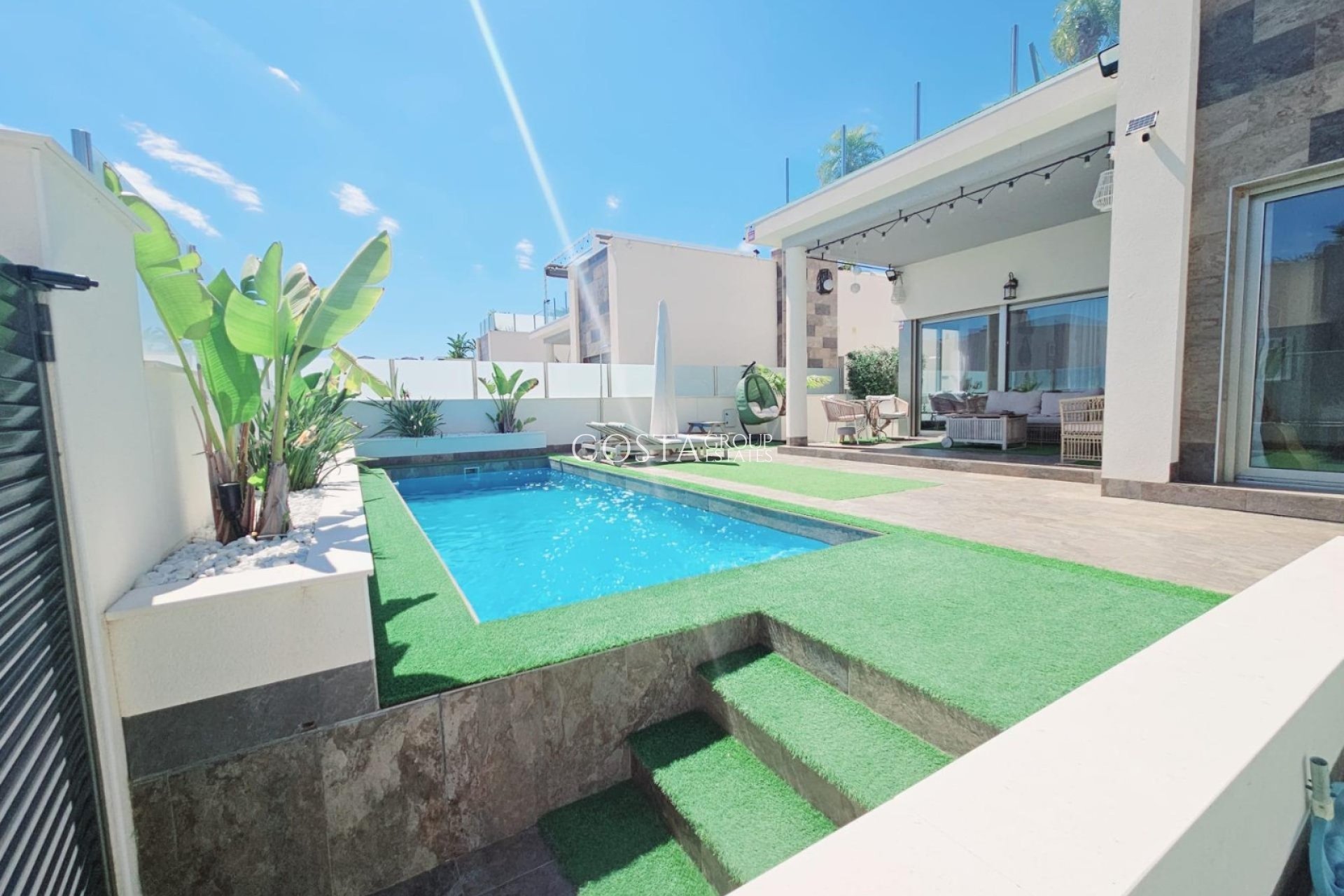 Revente - Villa -
Orihuela Costa - Villamartín