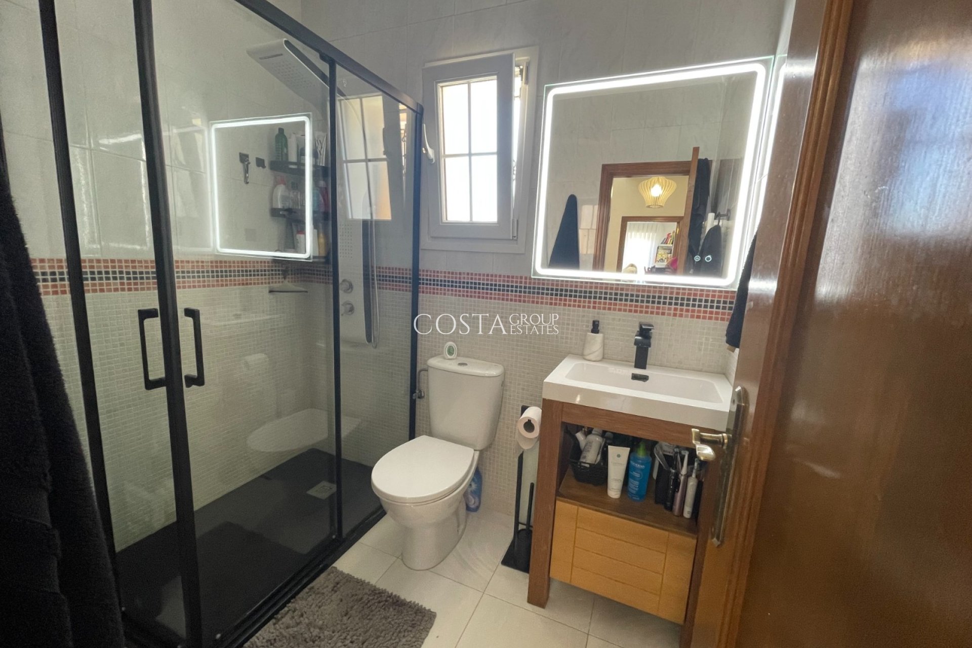 Revente - Villa -
Orihuela Costa - Villamartín