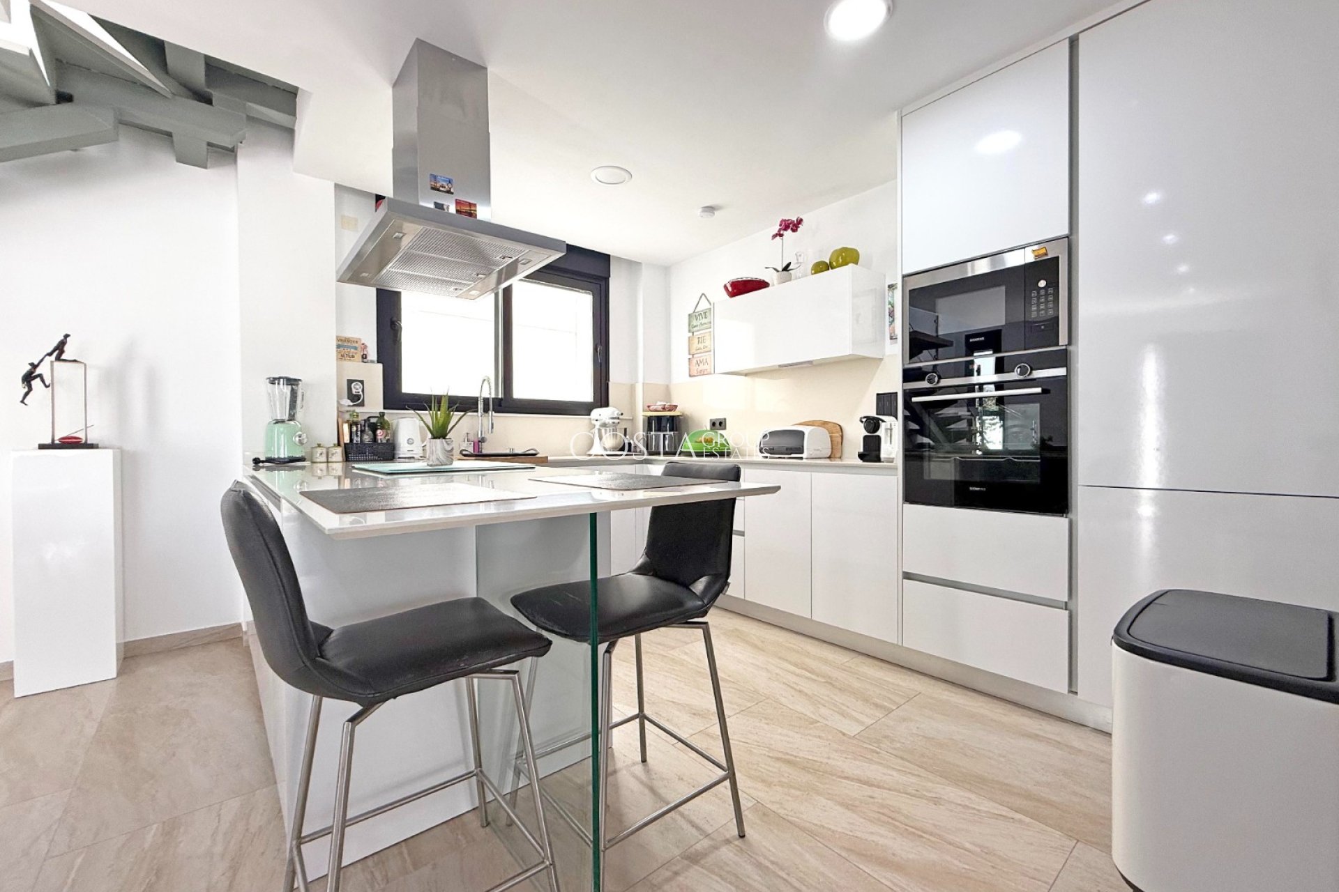 Revente - Villa -
Orihuela Costa - Villamartín