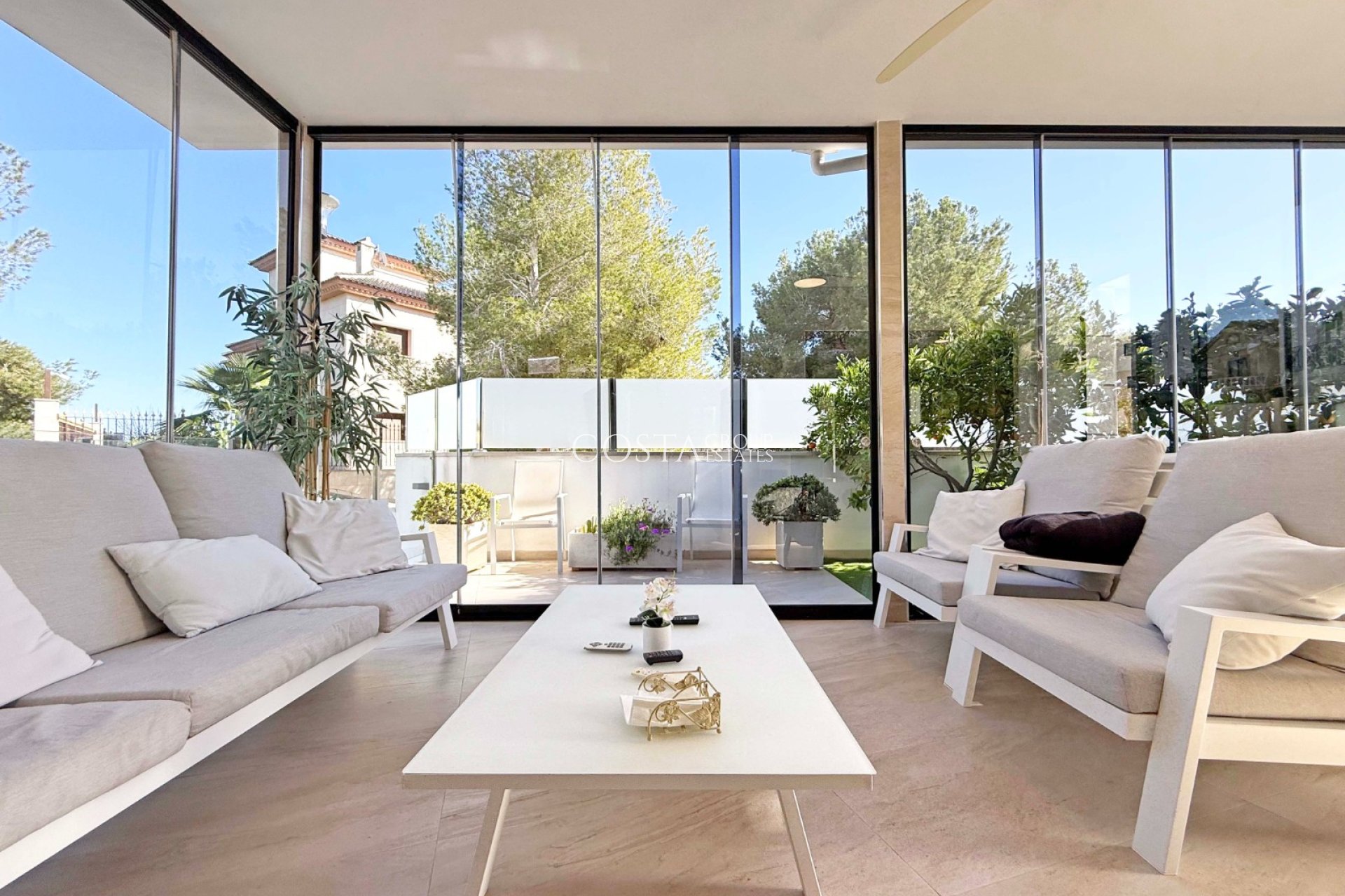 Revente - Villa -
Orihuela Costa - Villamartín