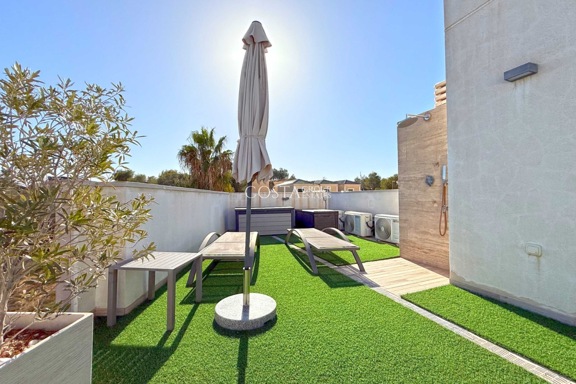 Revente - Villa -
Orihuela Costa - Villamartín