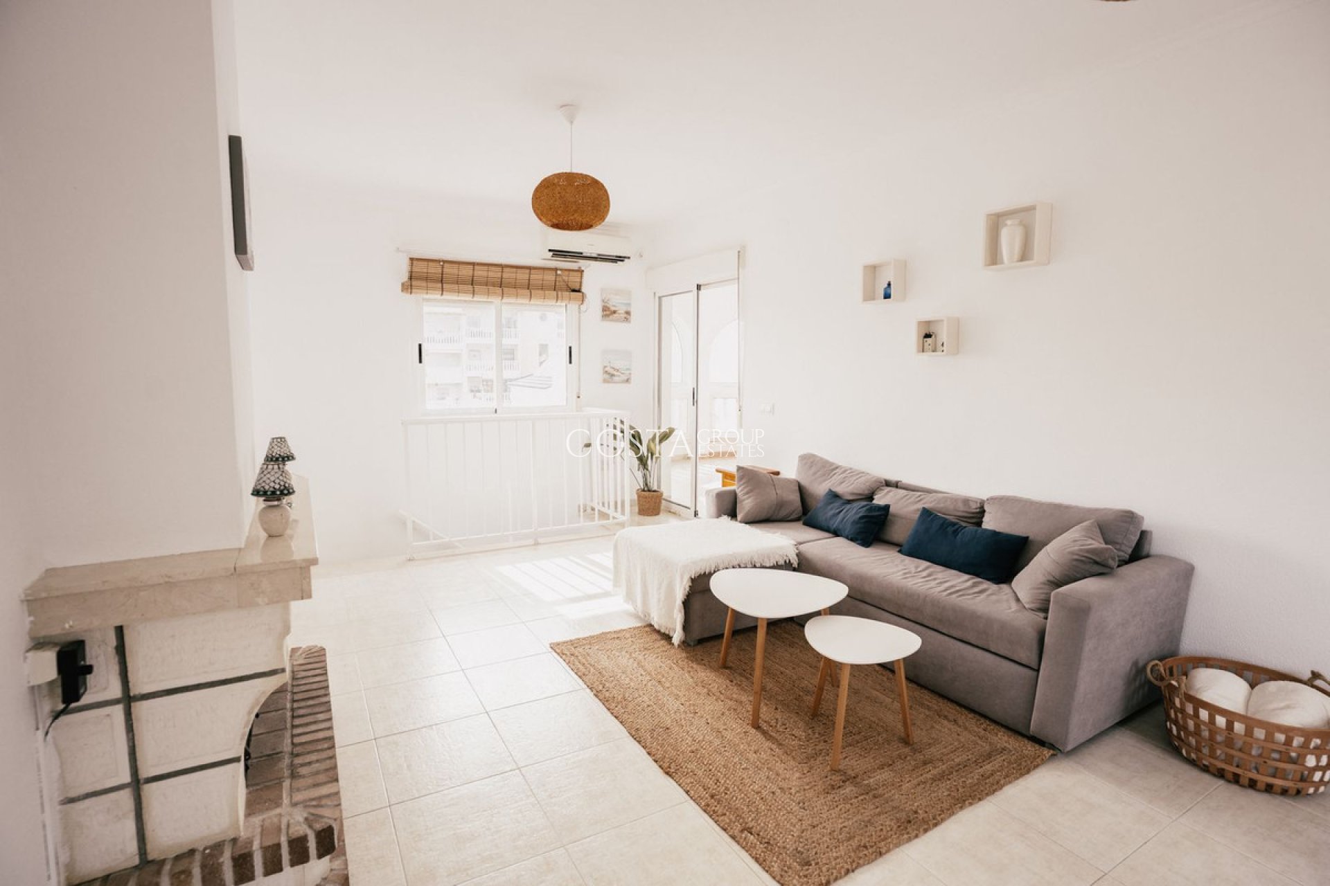 Revente - Villa -
Orihuela Costa - Villamartin