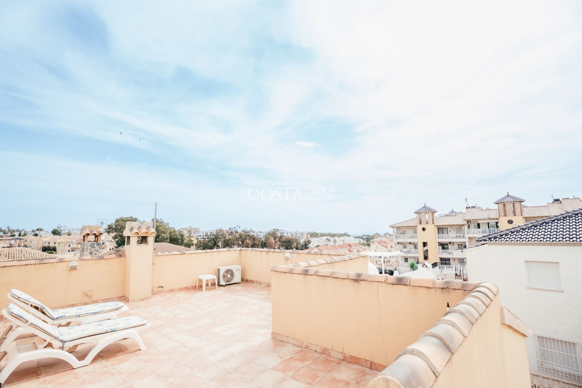 Revente - Villa -
Orihuela Costa - Villamartin