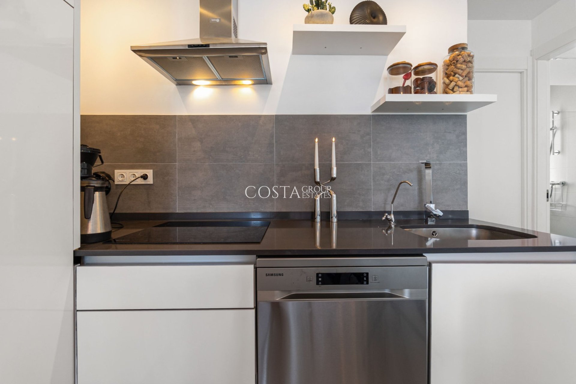 Revente - Villa -
Orihuela Costa - Villamartin