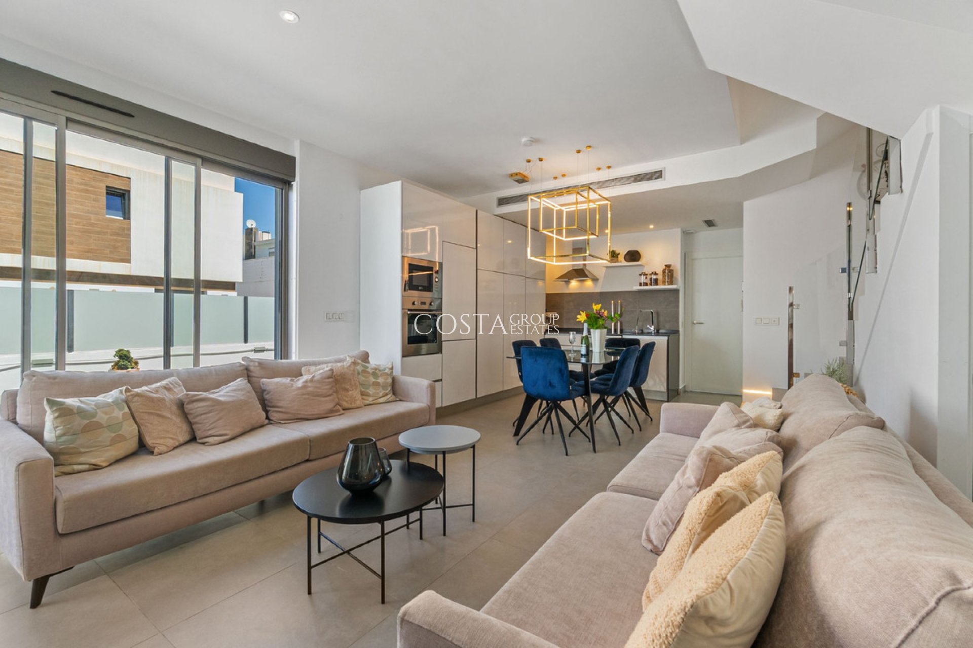 Revente - Villa -
Orihuela Costa - Villamartin