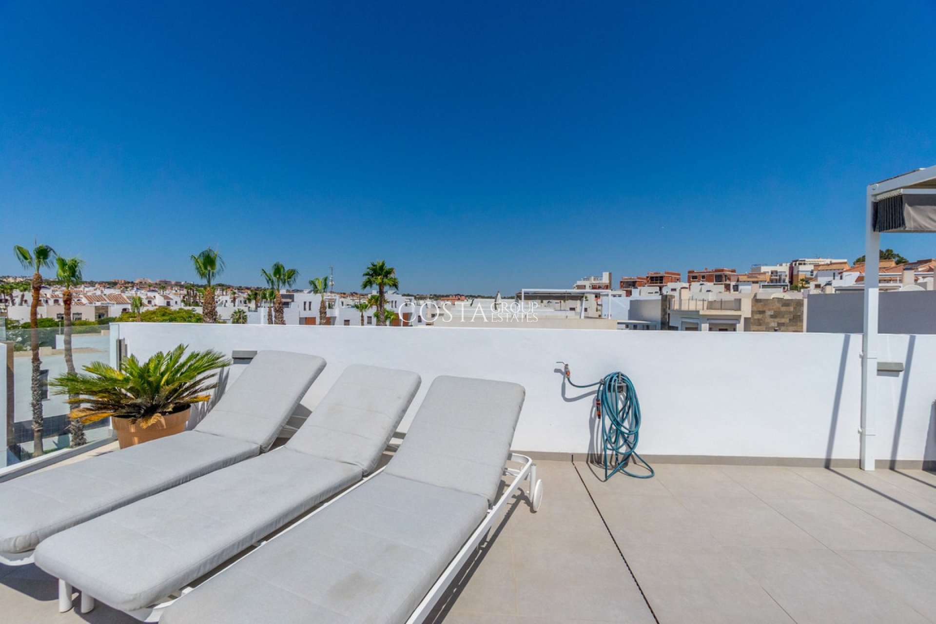 Revente - Villa -
Orihuela Costa - Villamartin