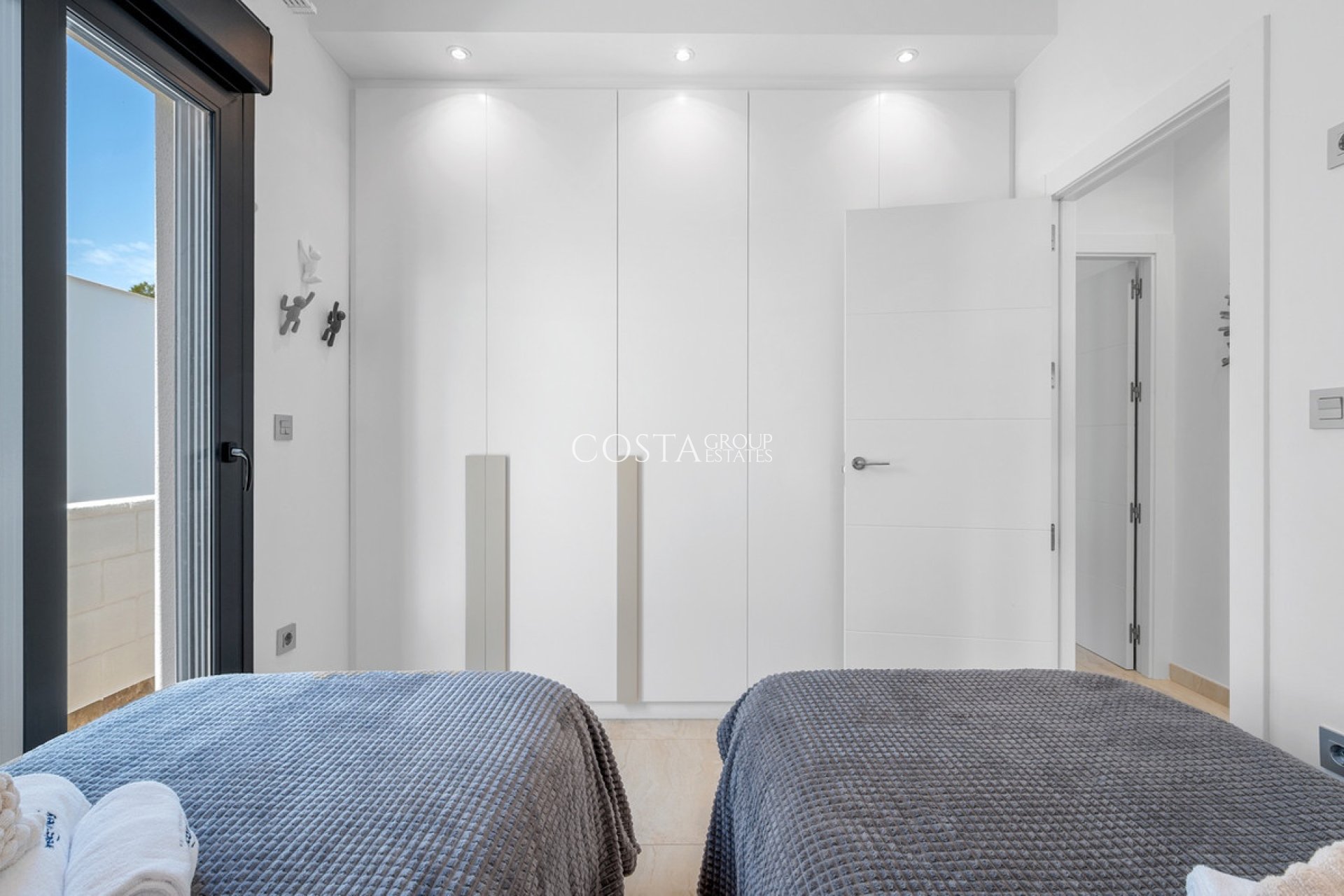 Revente - Villa -
Orihuela Costa - Villamartin