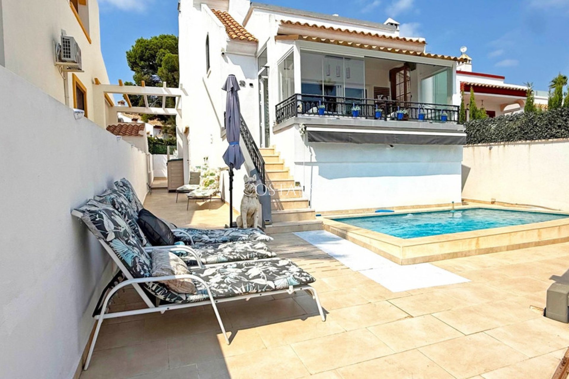 Revente - Villa -
Orihuela Costa - Villamartin
