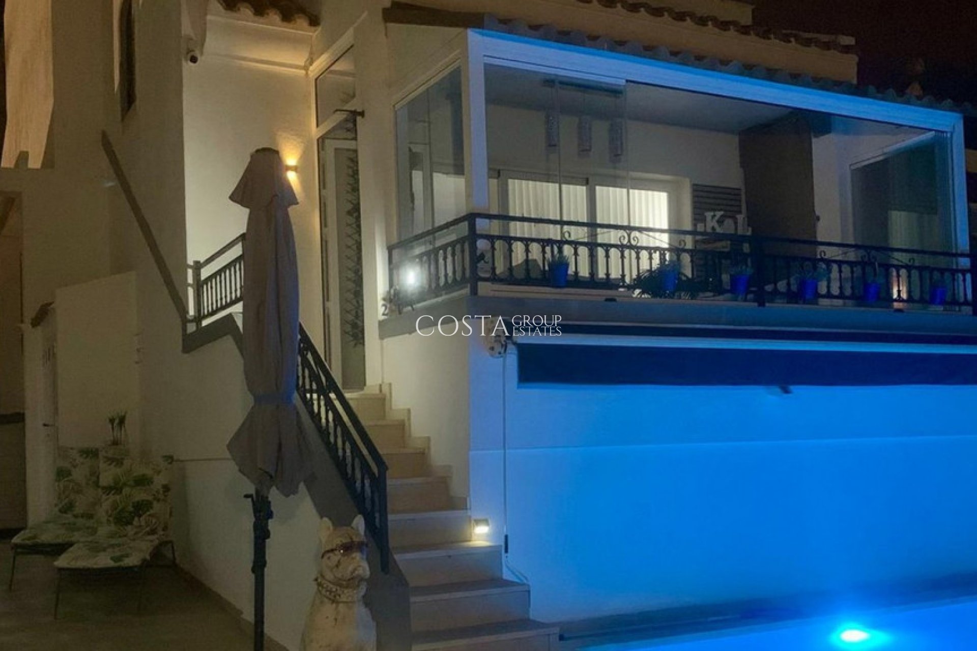 Revente - Villa -
Orihuela Costa - Villamartin