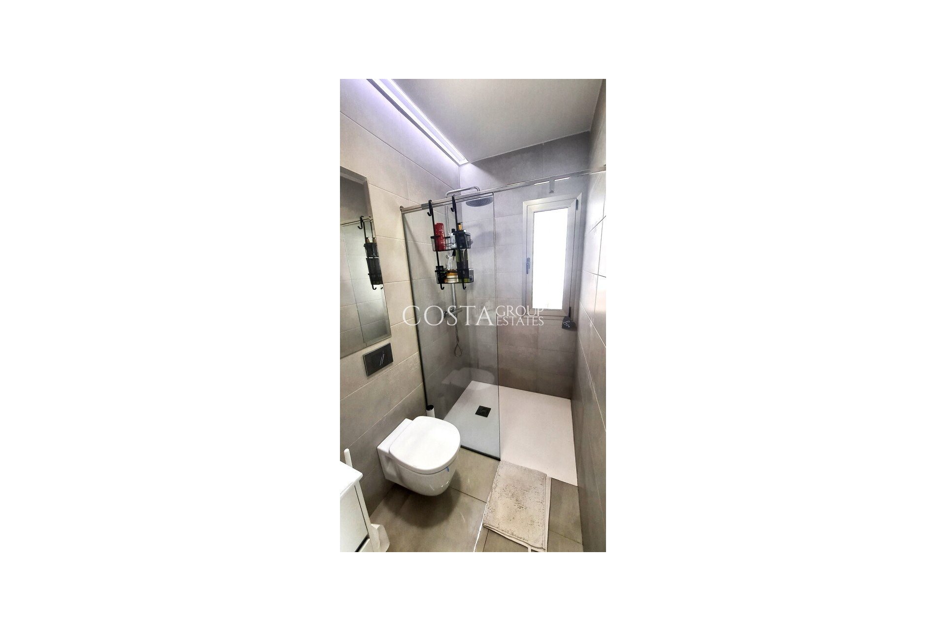 Revente - Villa -
Orihuela Costa - Villamartin