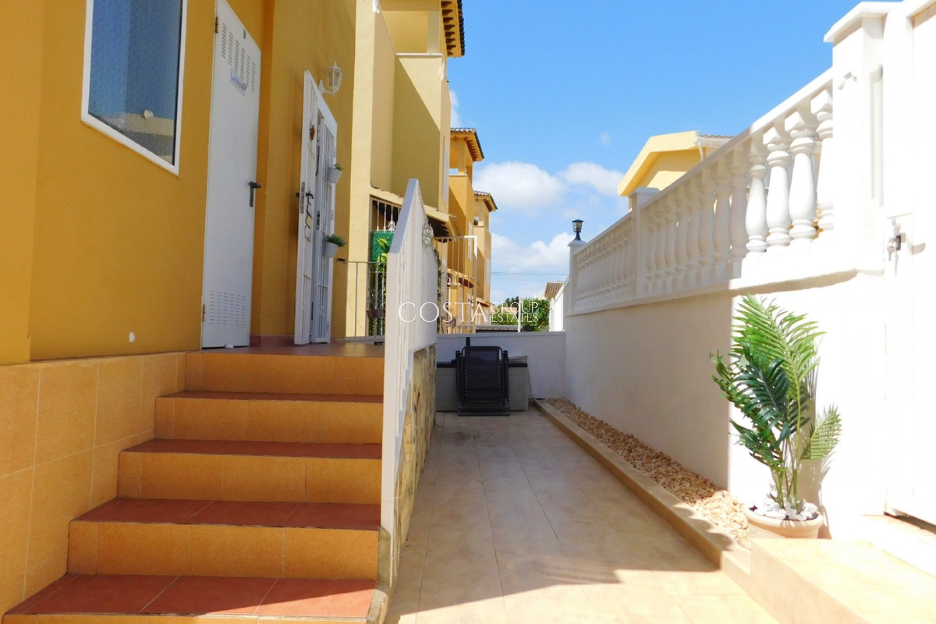 Revente - Villa -
Orihuela Costa - Villamartin