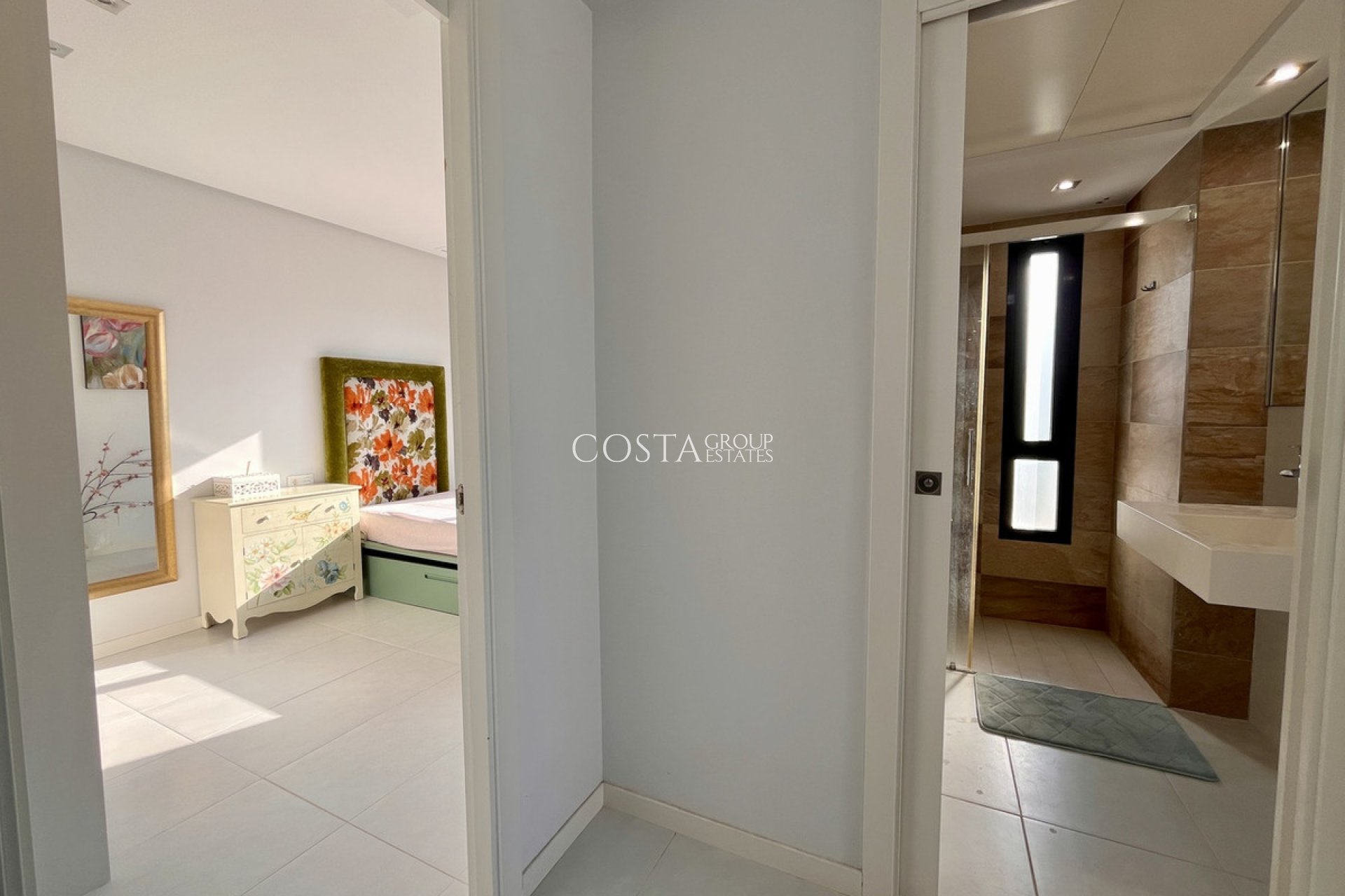 Revente - Villa -
Orihuela Costa - Villamartin