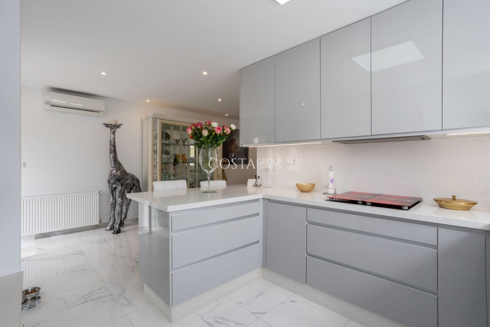 Revente - Villa -
Orihuela Costa - Villamartin