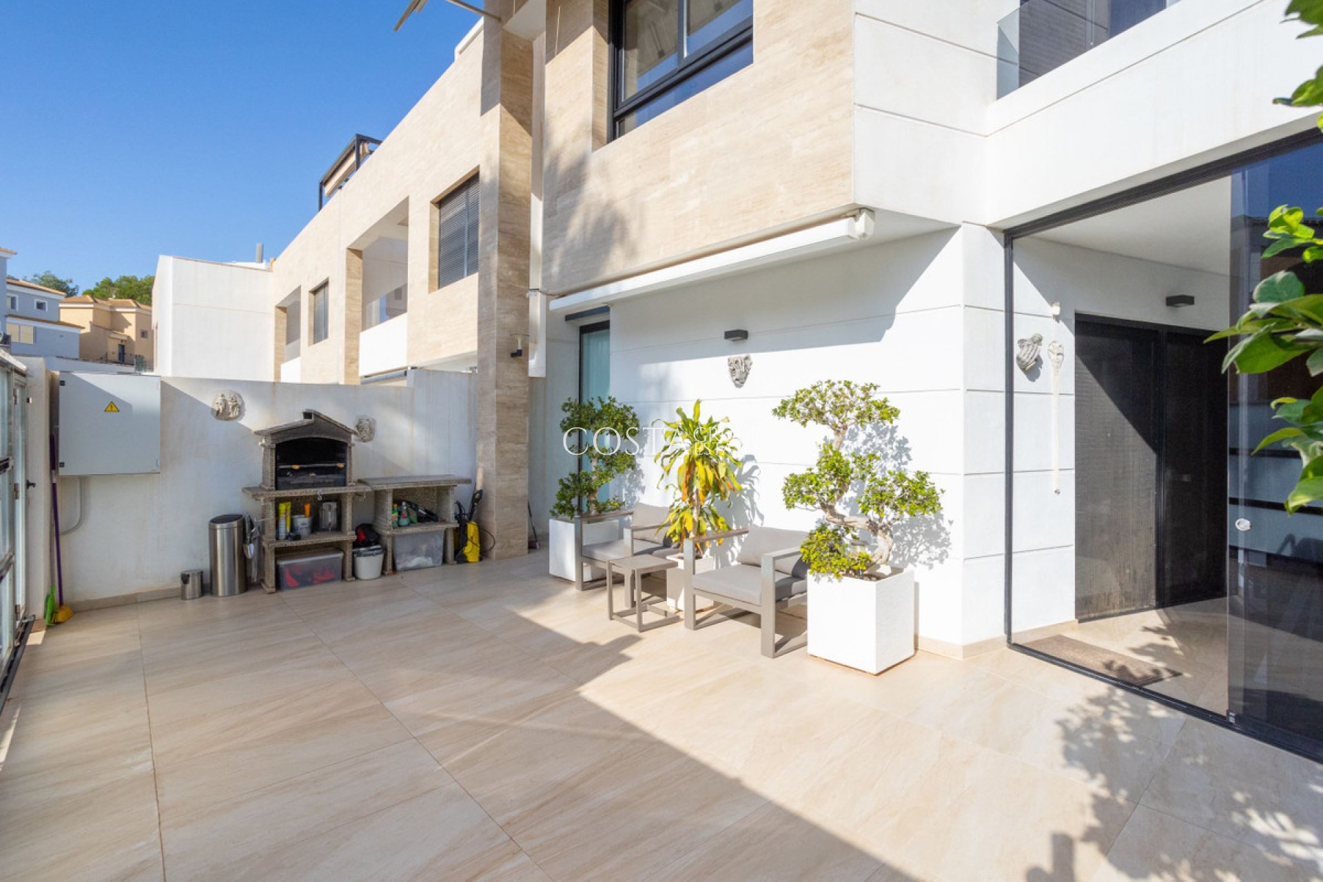 Revente - Villa -
Orihuela Costa - Villamartin