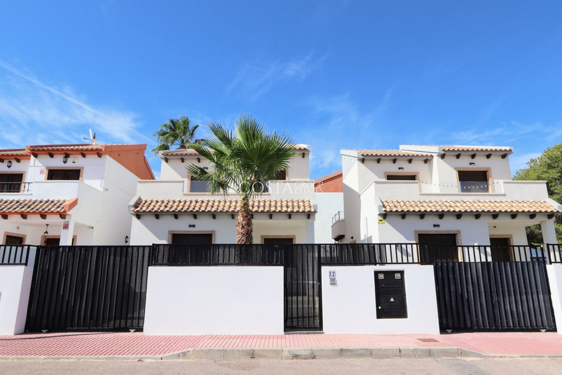 Revente - Villa -
Orihuela Costa - Villamartin