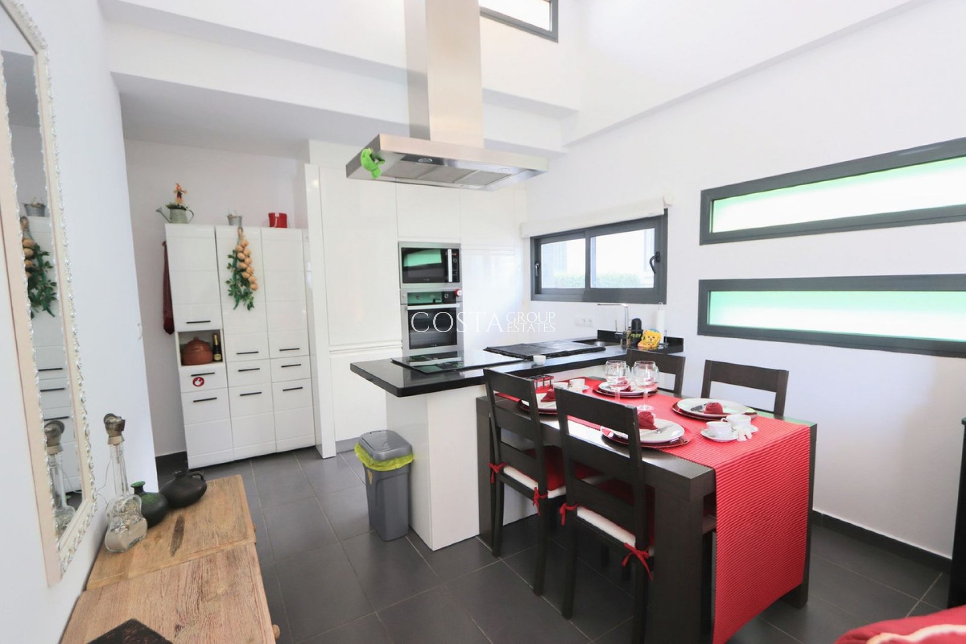 Revente - Villa -
Orihuela Costa - Villamartin