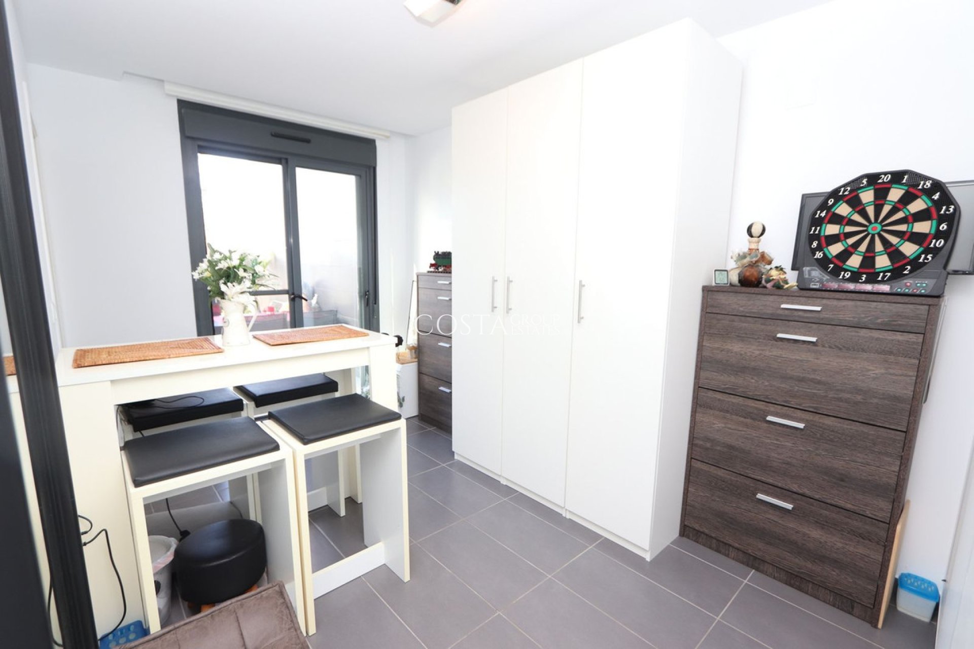 Revente - Villa -
Orihuela Costa - Villamartin