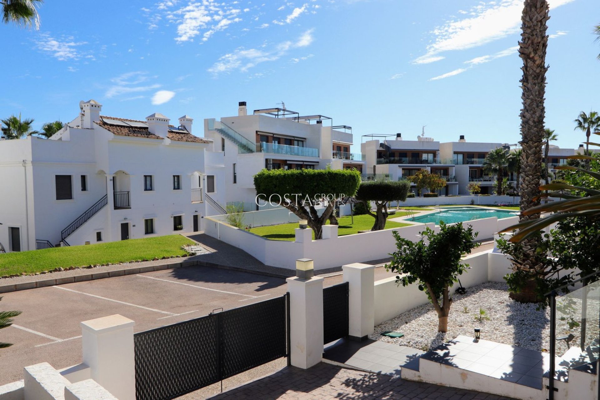 Revente - Villa -
Orihuela Costa - Villamartin