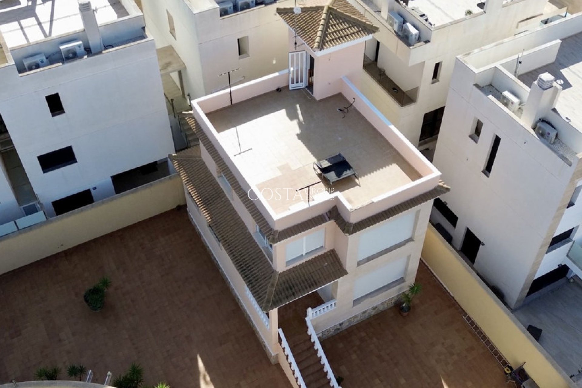 Revente - Villa -
Orihuela Costa - Villamartin