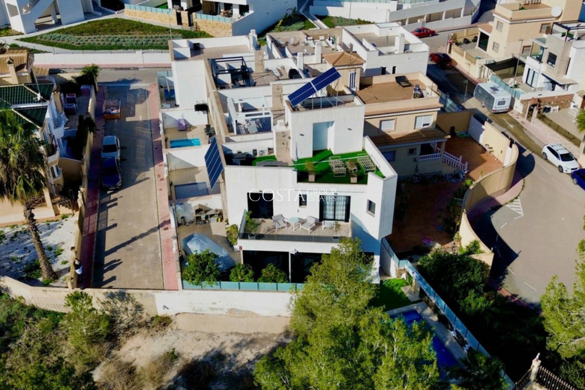 Revente - Villa -
Orihuela Costa - Villamartin