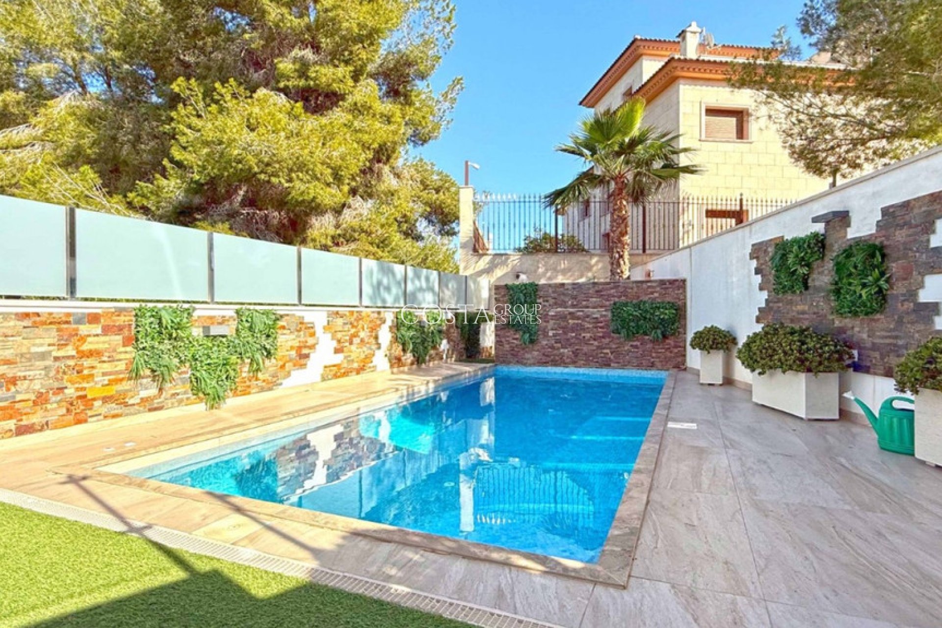 Revente - Villa -
Orihuela Costa - Villamartin