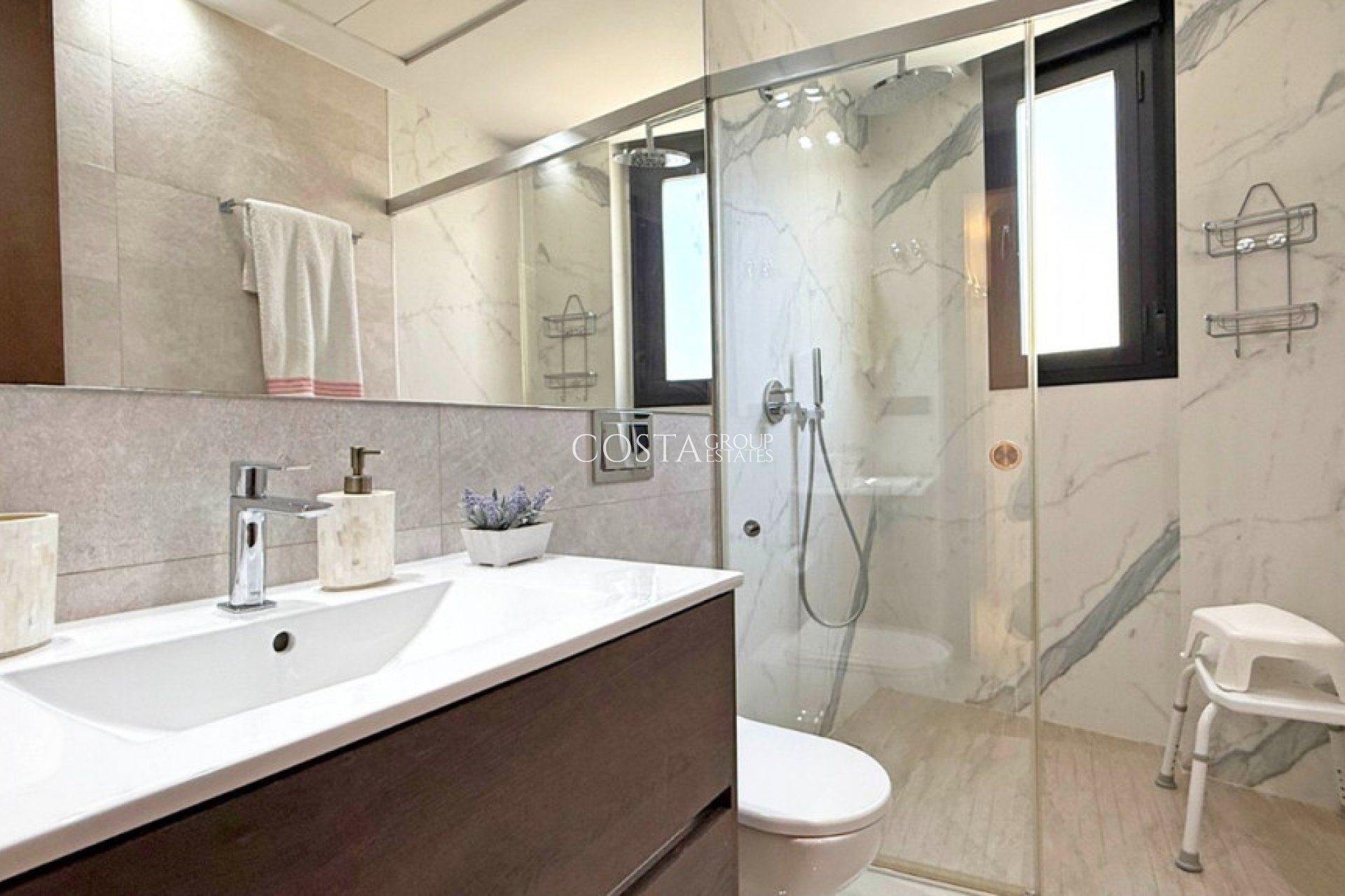 Revente - Villa -
Orihuela Costa - Villamartin