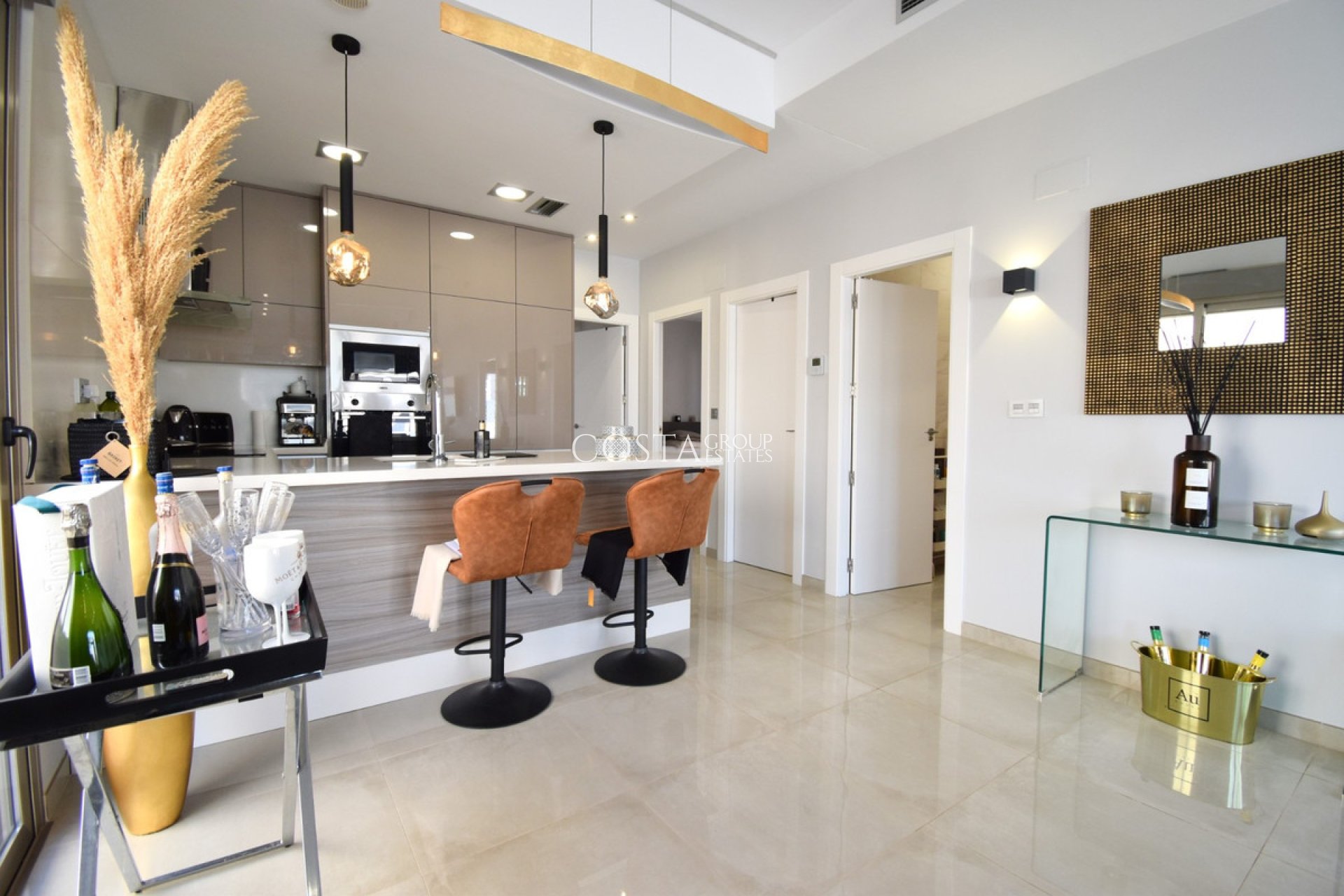 Revente - Villa -
Orihuela Costa - Villamartin