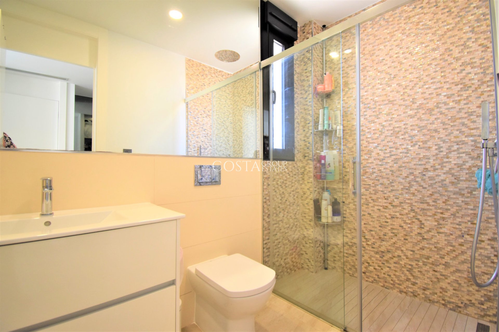 Revente - Villa -
Orihuela Costa - Villamartin