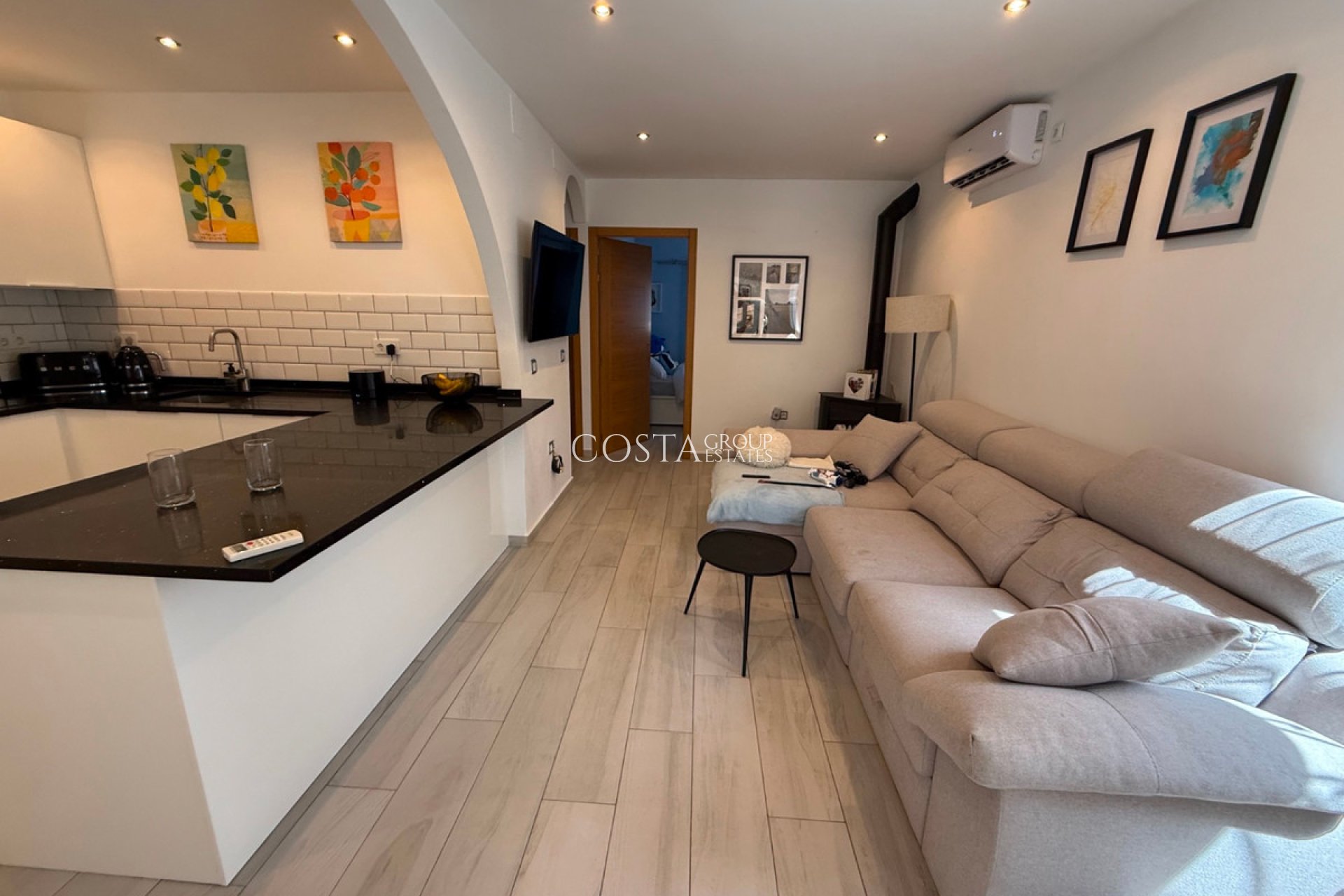 Revente - Villa -
Orihuela Costa - Villamartin