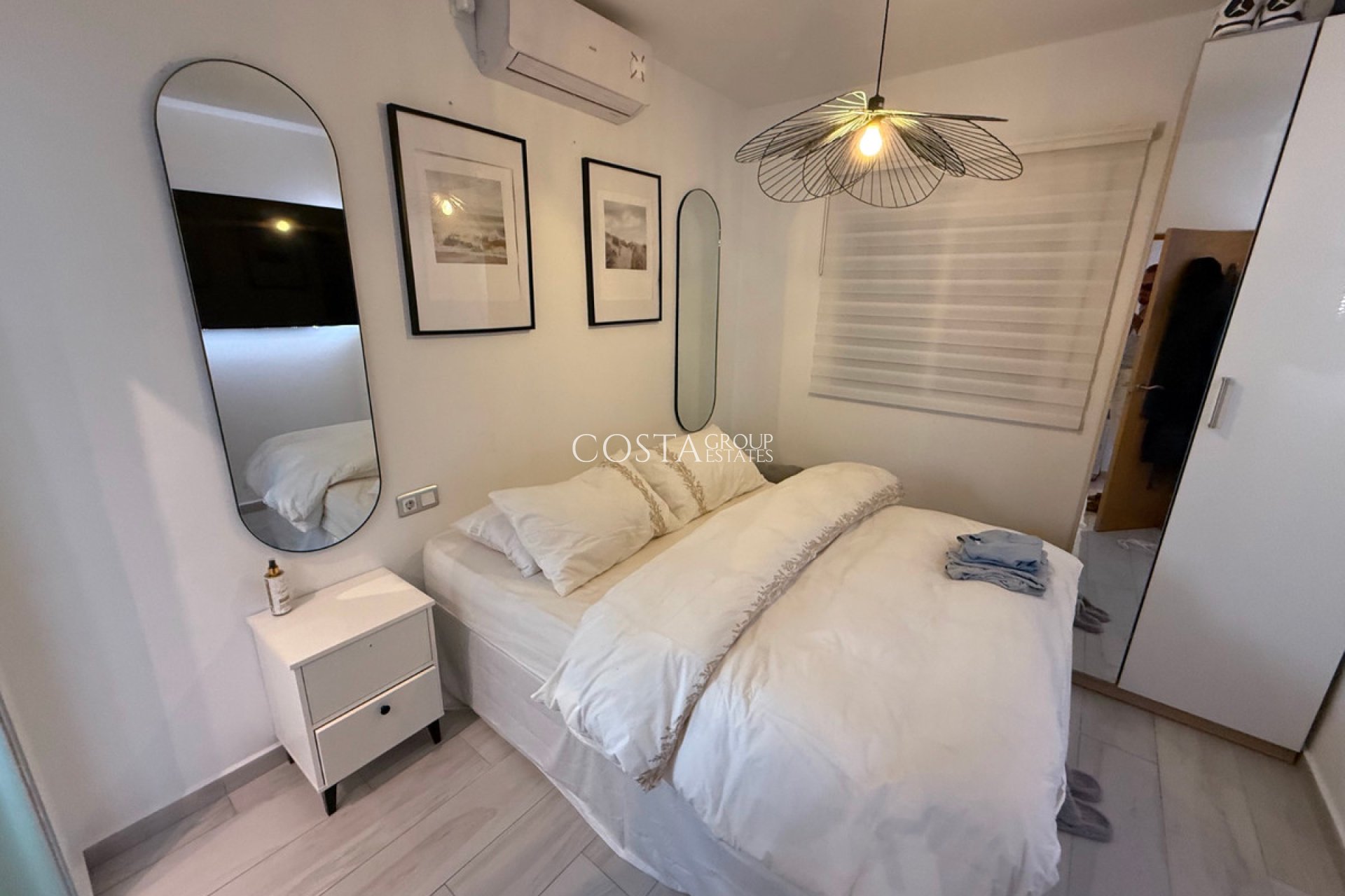 Revente - Villa -
Orihuela Costa - Villamartin