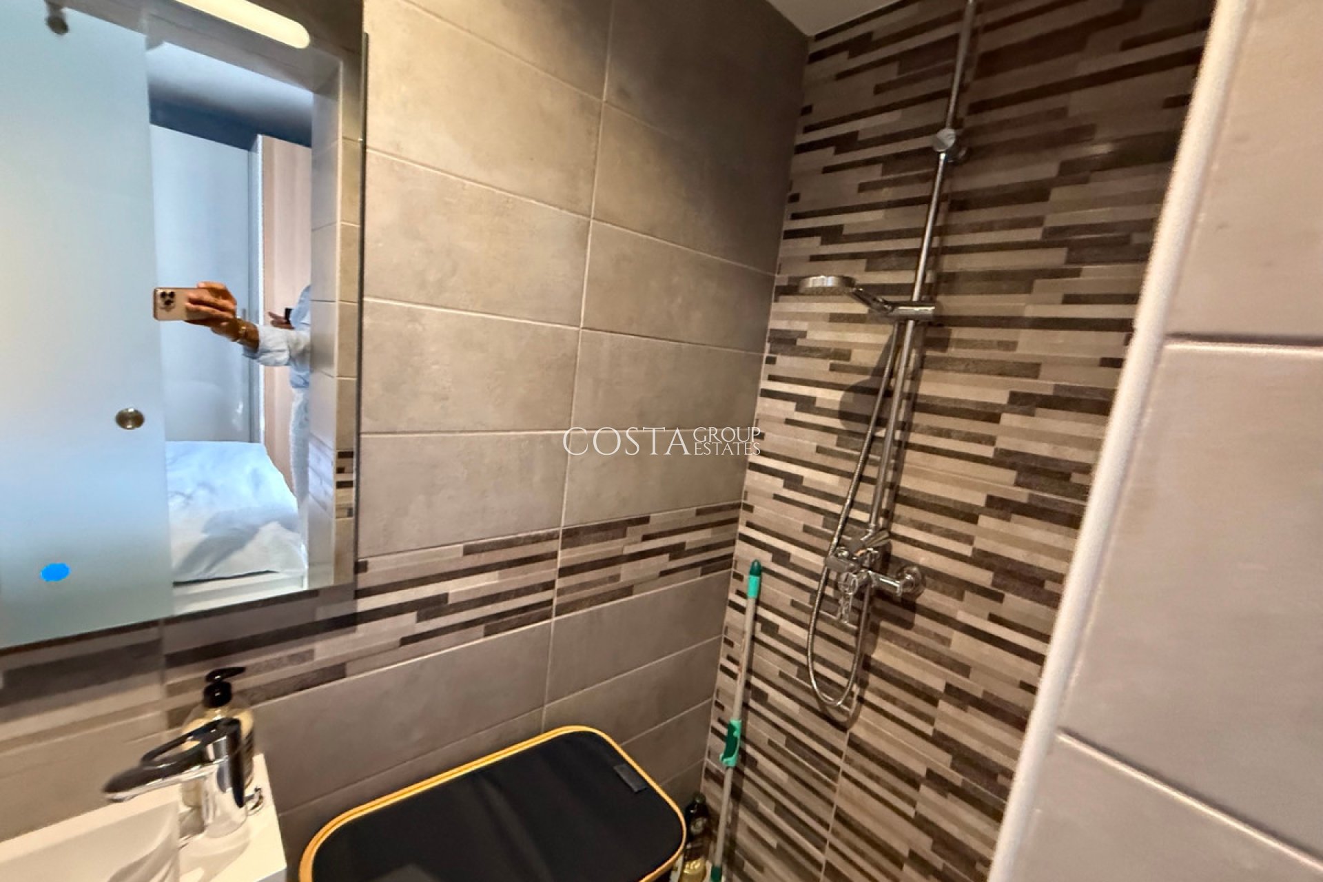 Revente - Villa -
Orihuela Costa - Villamartin