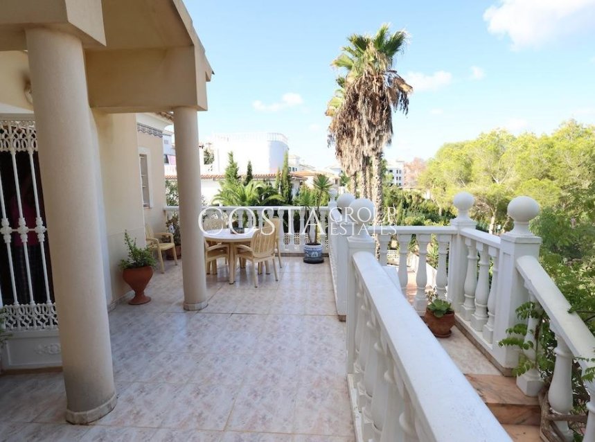 Revente - Villa -
Orihuela Costa