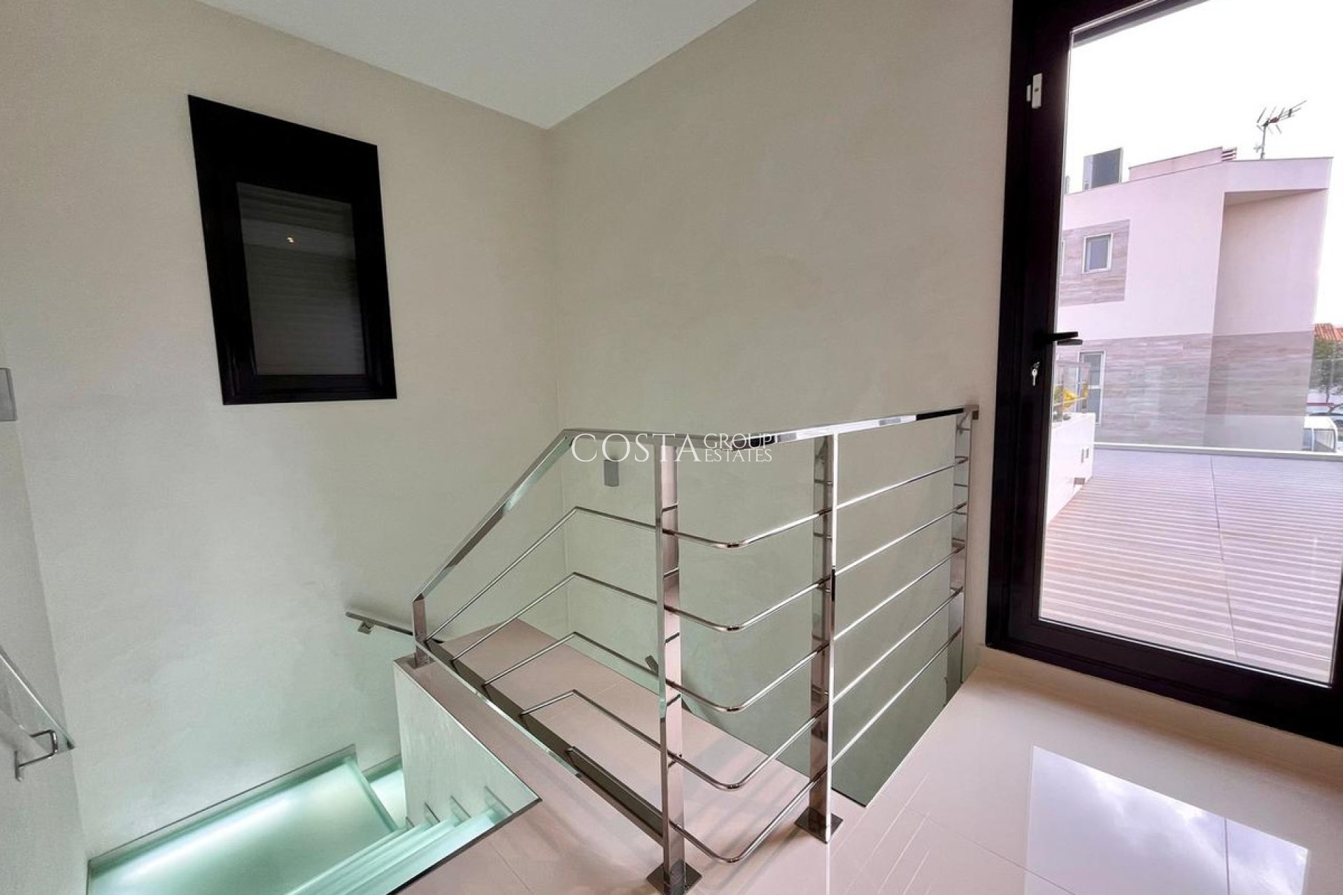 Revente - Villa -
Orihuela - Dehesa de Campoamor