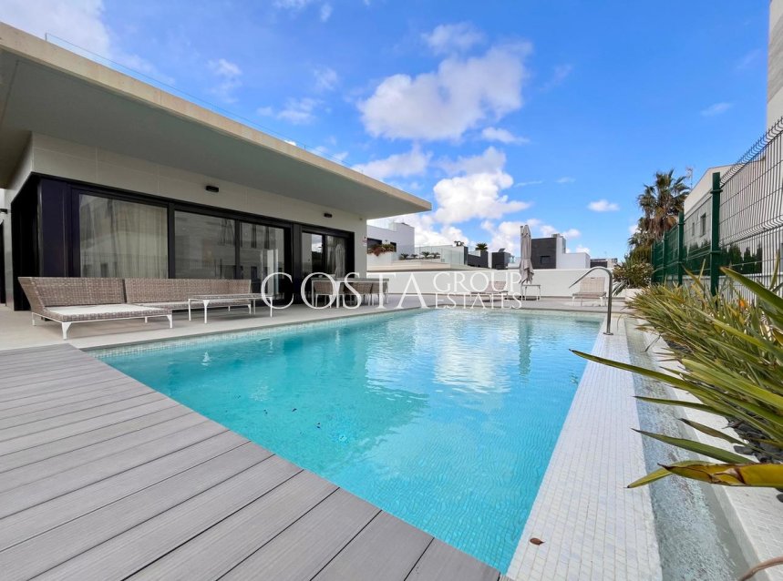 Revente - Villa -
Orihuela - Dehesa de Campoamor