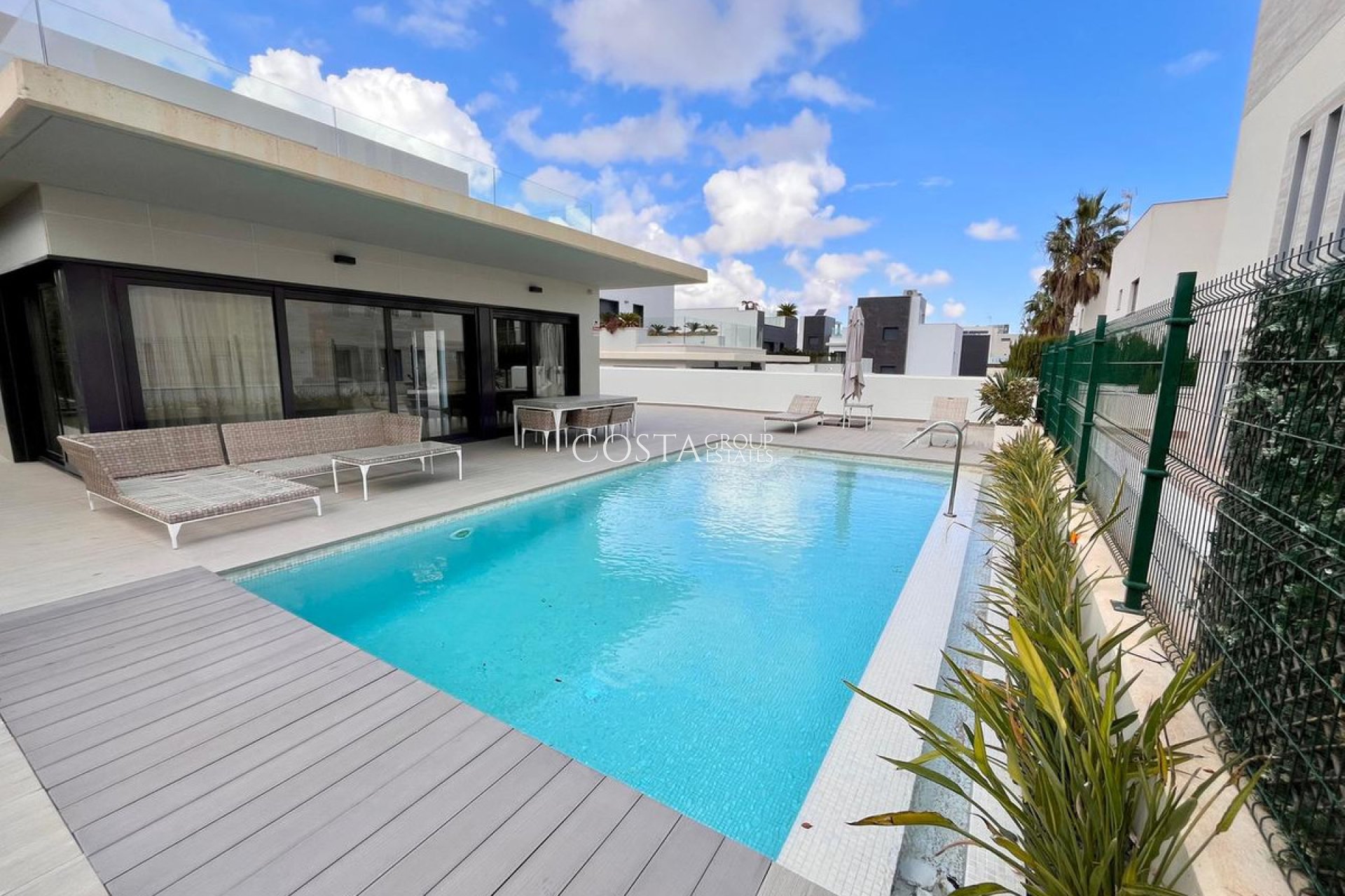 Revente - Villa -
Orihuela - Dehesa de Campoamor