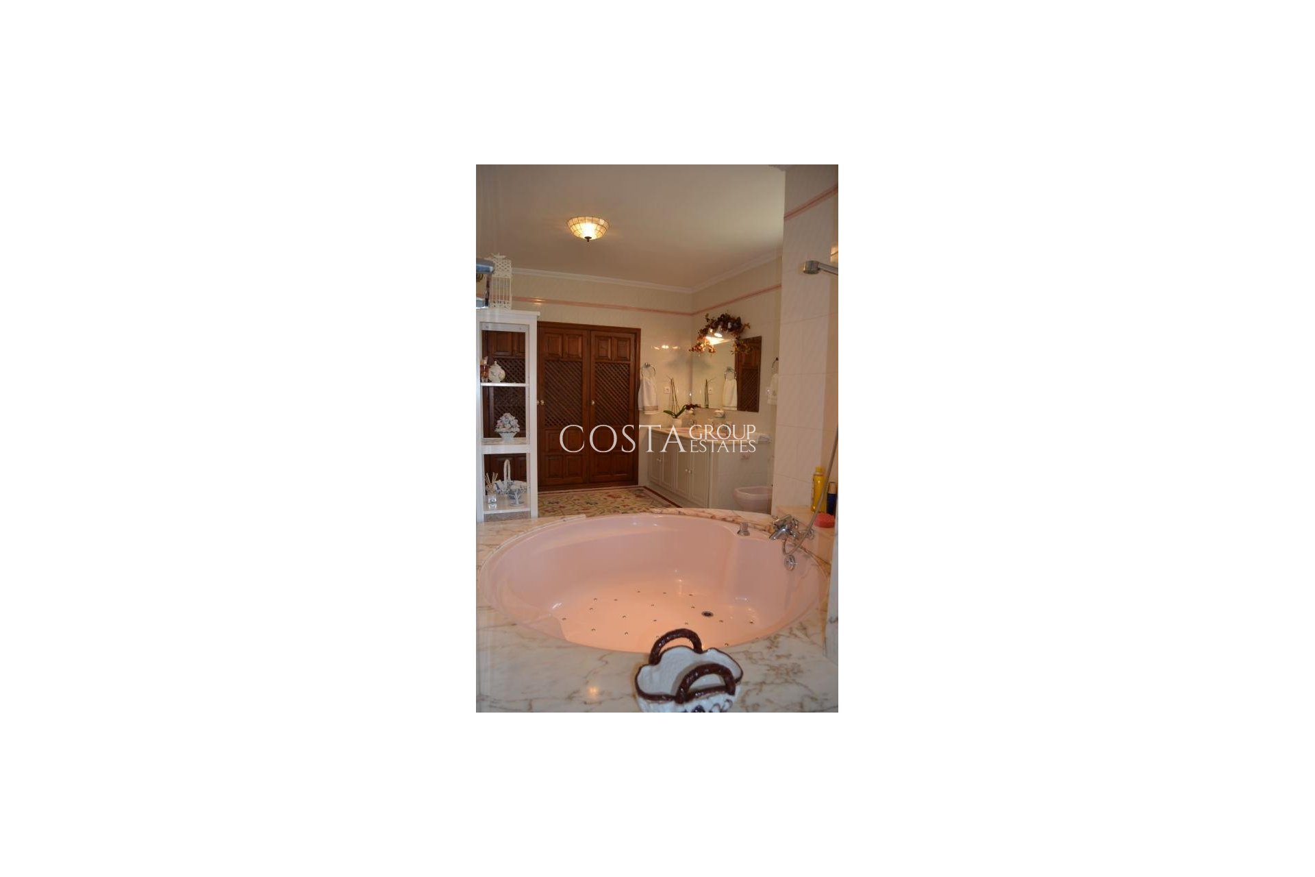 Revente - Villa -
Orihuela - Dehesa de Campoamor