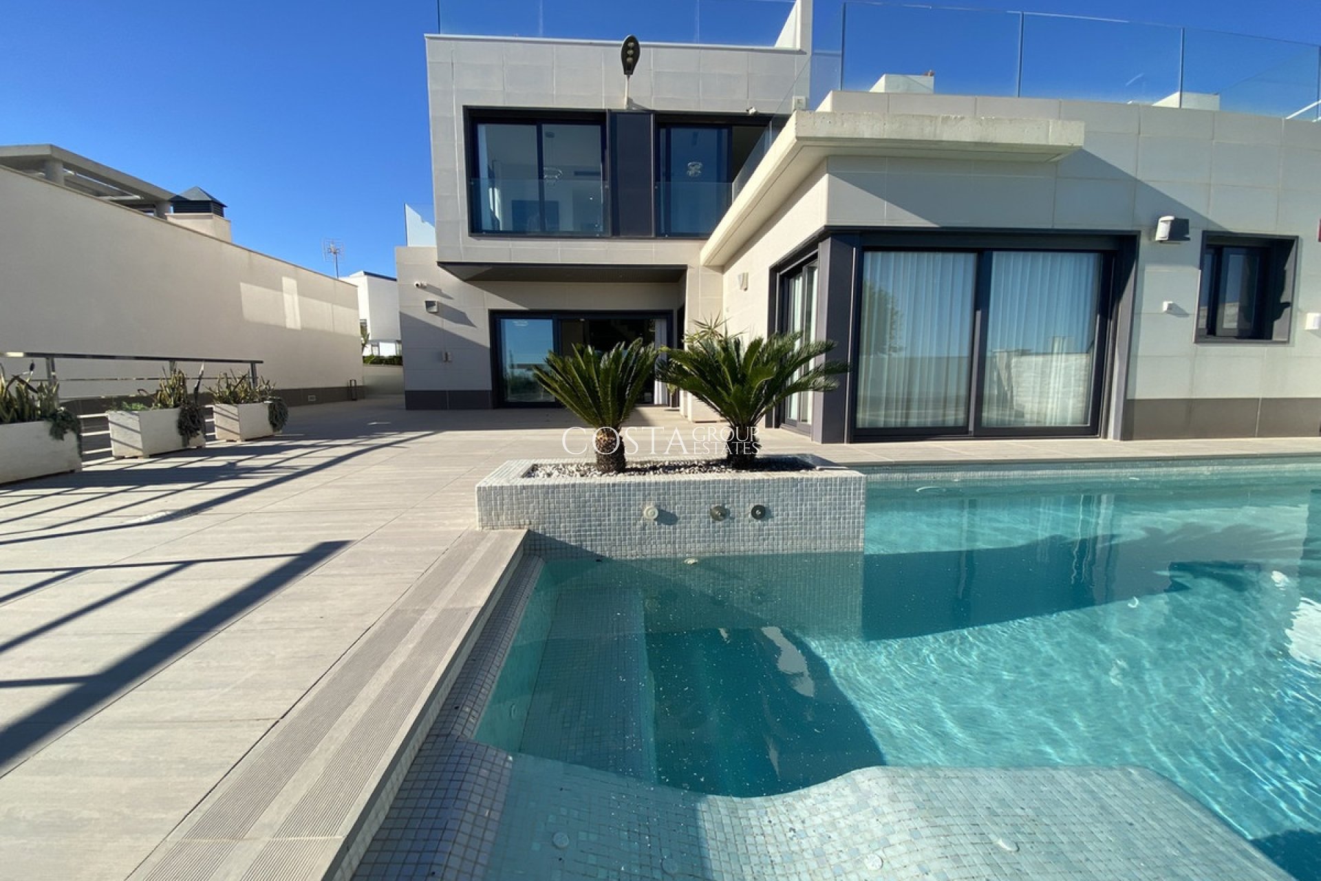Revente - Villa -
Orihuela - Dehesa de Campoamor