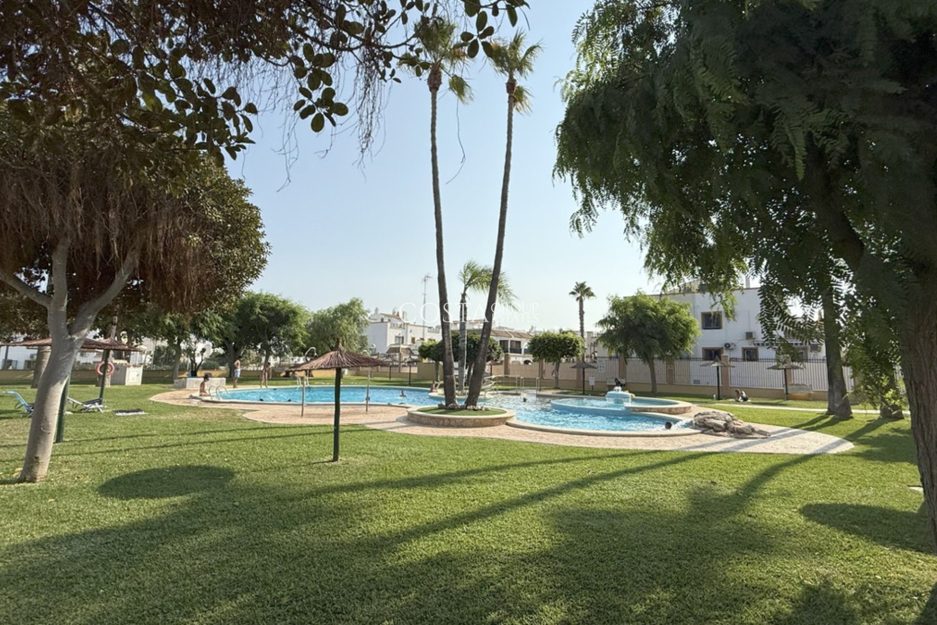 Revente - Villa -
Orihuela - La Zenia