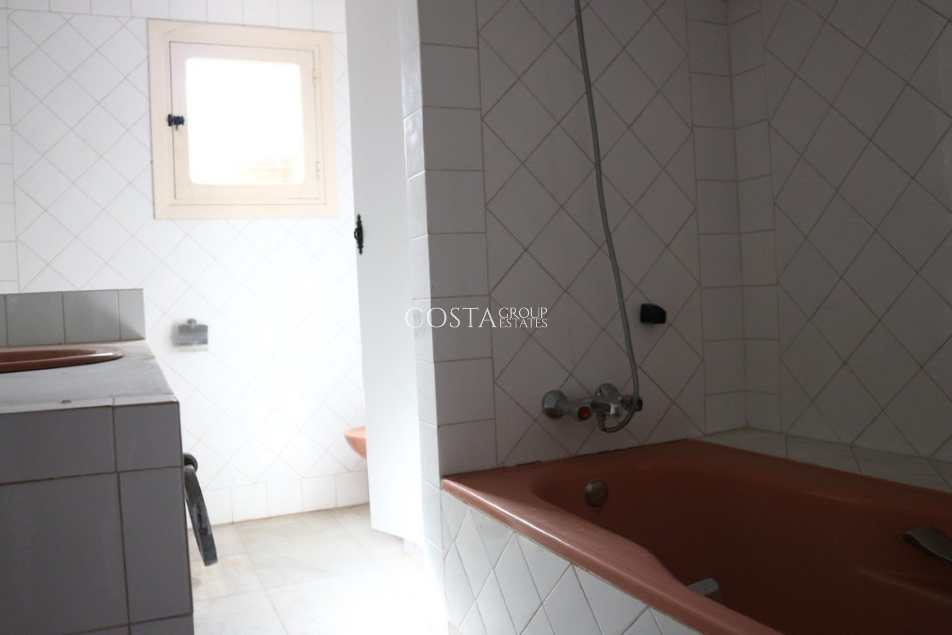 Revente - Villa -
Orihuela - La Zenia