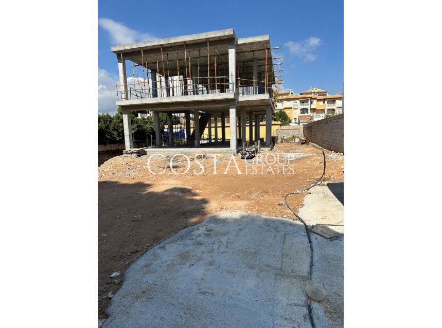 Revente - Villa -
Orihuela - La Zenia