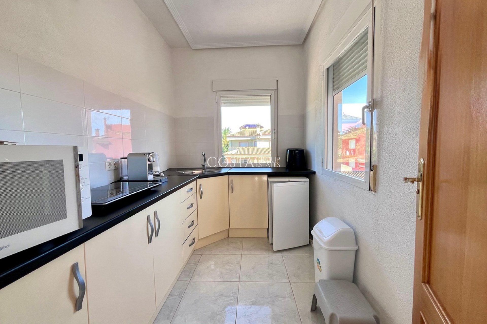 Revente - Villa -
Orihuela - La Zenia