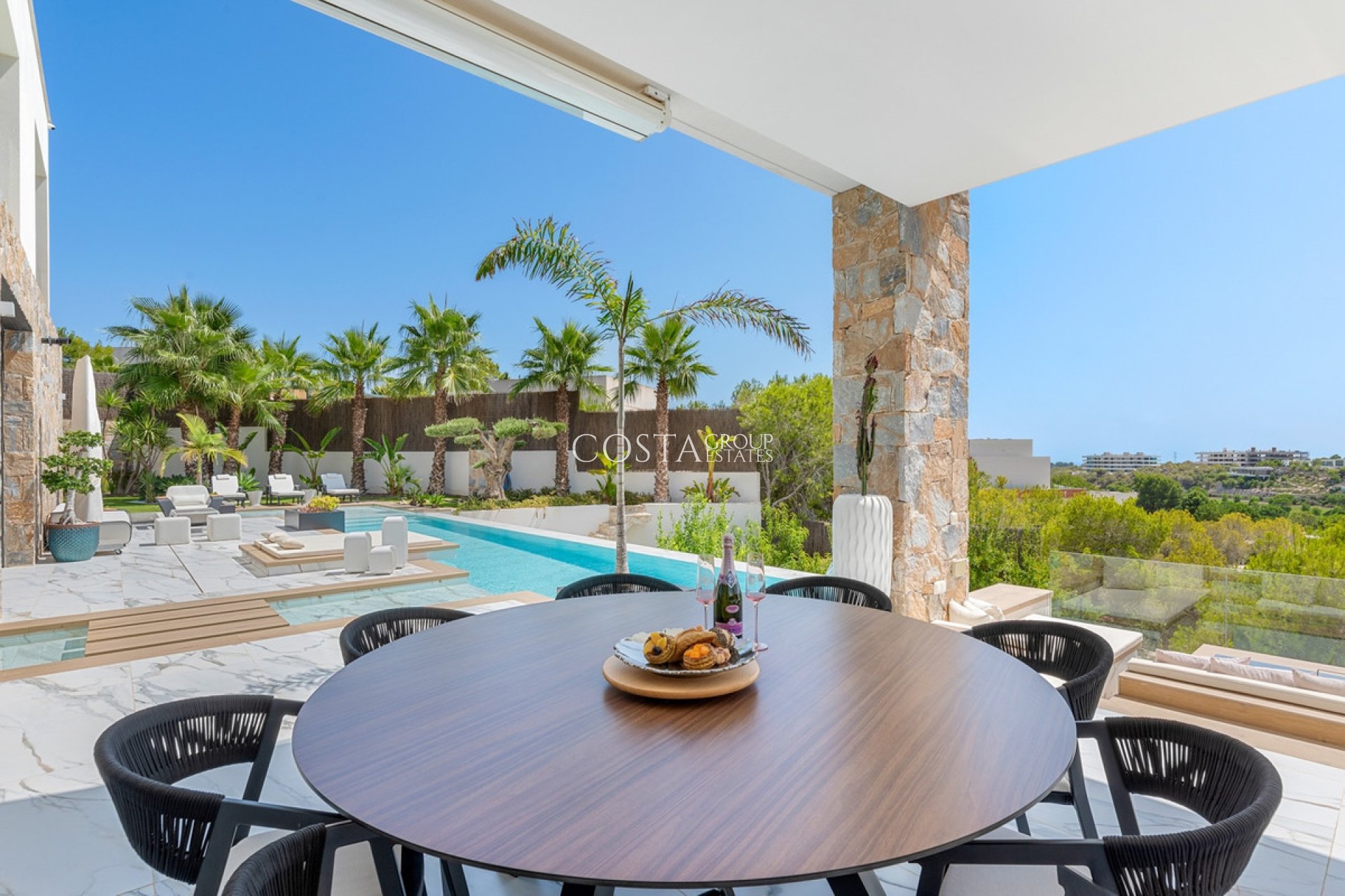 Revente - Villa -
Orihuela - Las Colinas Golf
