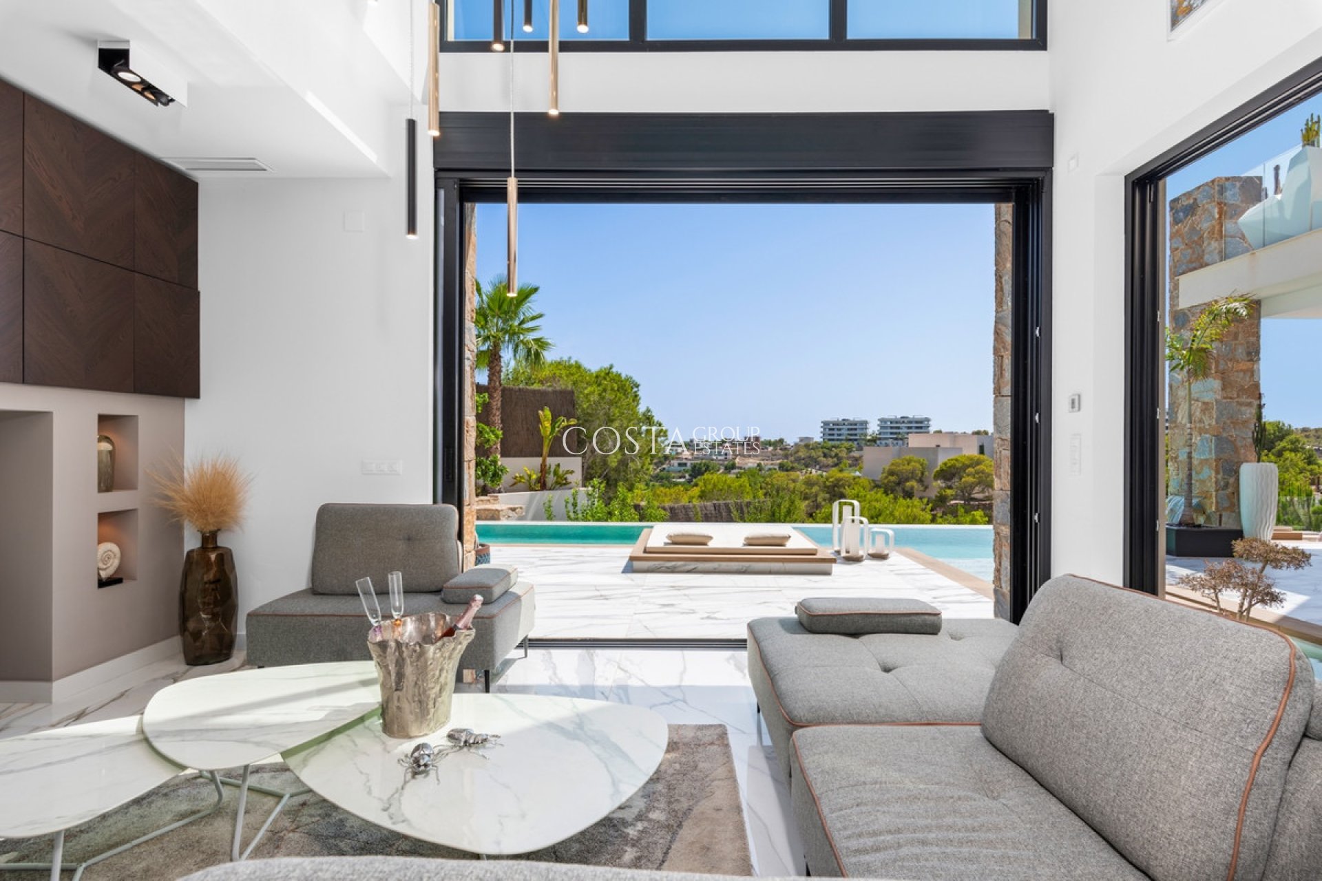 Revente - Villa -
Orihuela - Las Colinas Golf