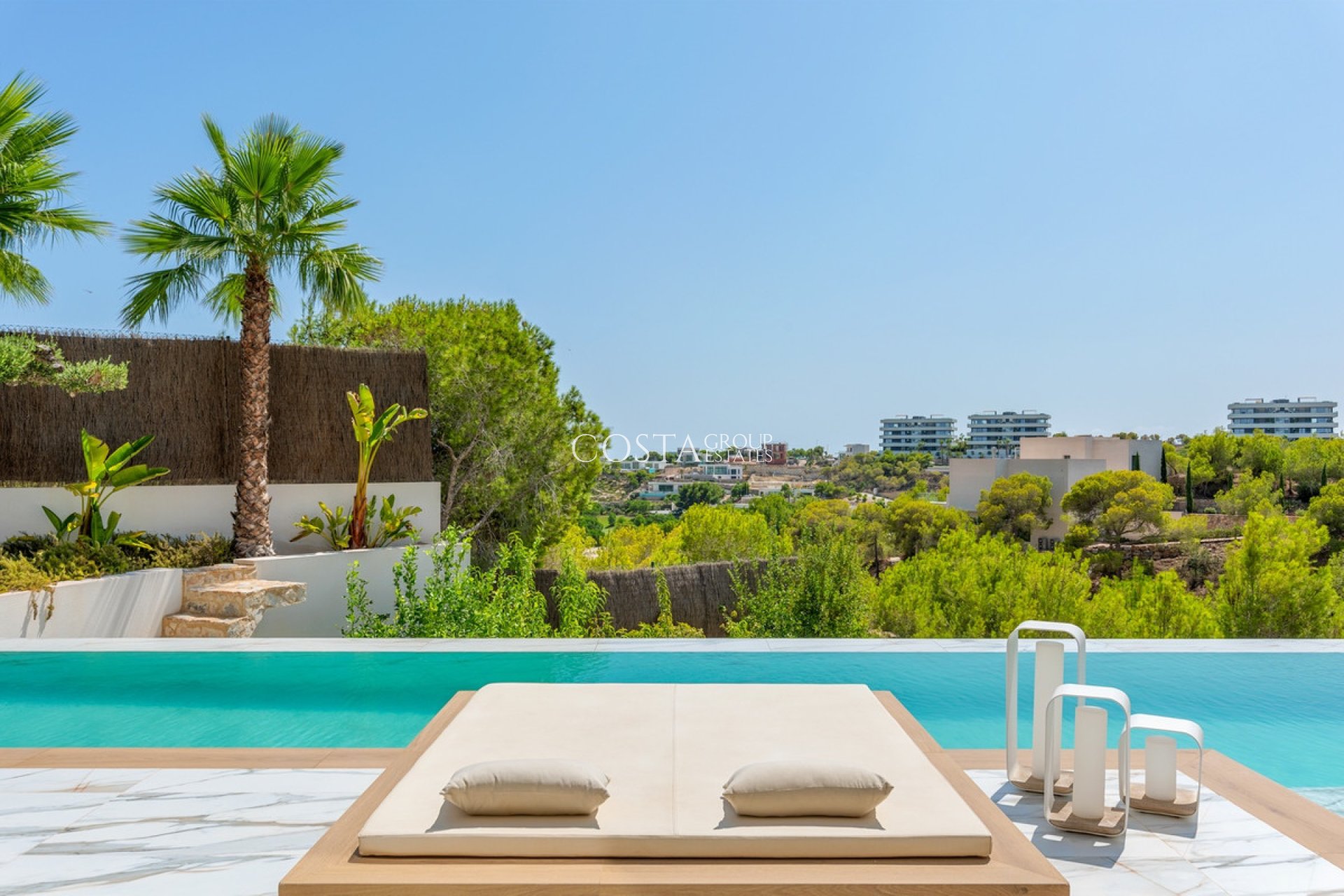 Revente - Villa -
Orihuela - Las Colinas Golf