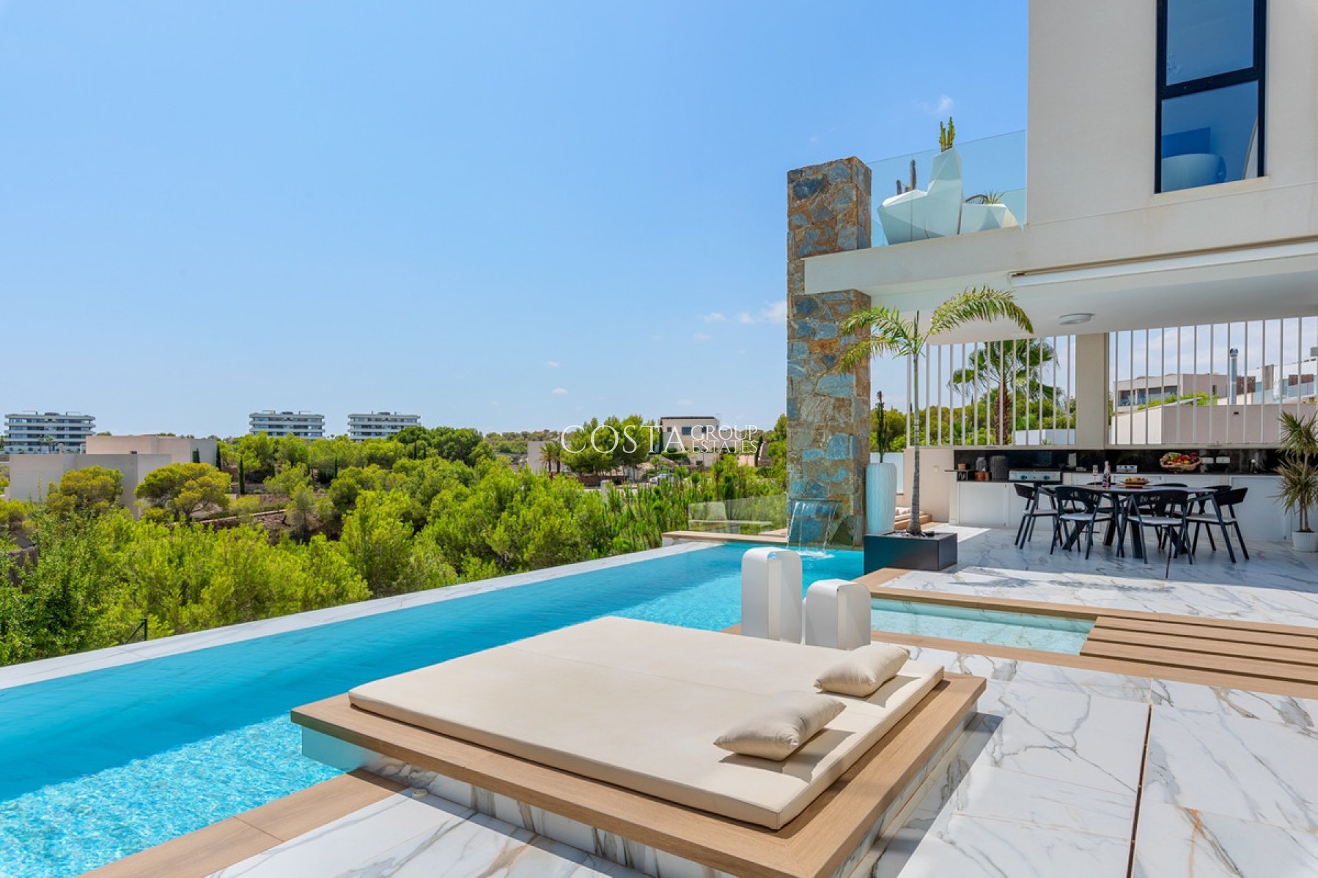 Revente - Villa -
Orihuela - Las Colinas Golf