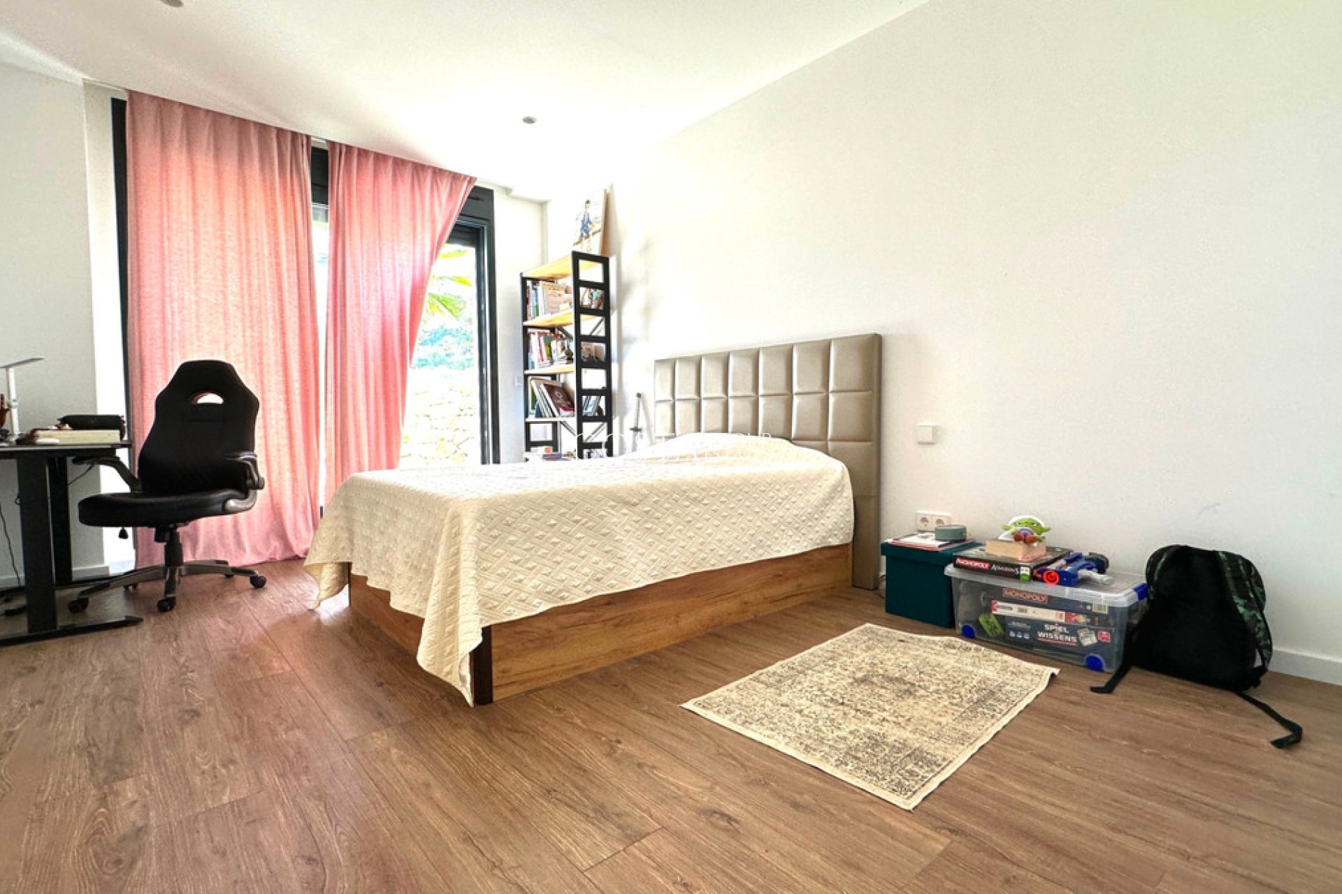 Revente - Villa -
Orihuela - Las Colinas Golf